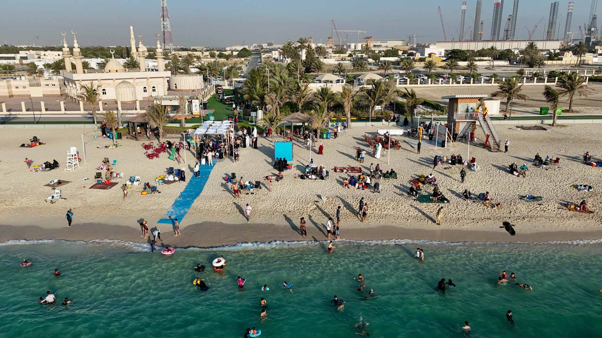 بلدية الحمرية تطلق حملتها السنوية "صيف آمن وسعيد 2025" 