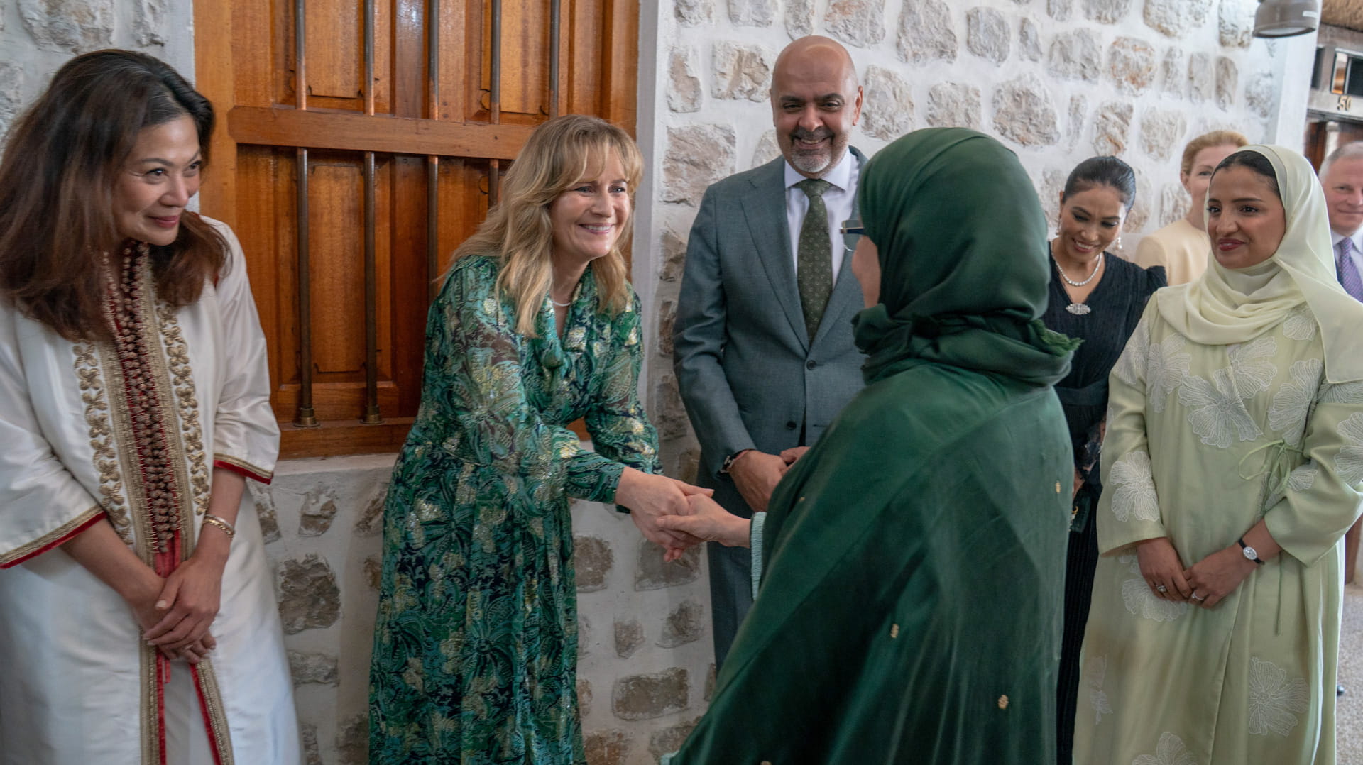 جواهر القاسمي تشهد إطلاق مجموعة "قلب كريم" لدعم المشاريع الإنسانية