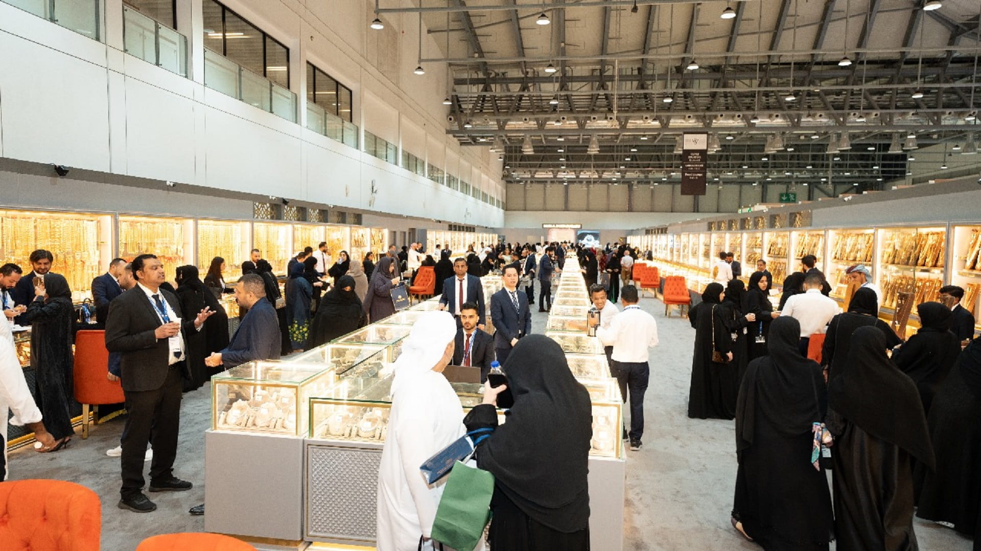 إكسبو الشارقة يطلق معرض الشرق الأوسط للساعات والمجوهرات 28 مايو 