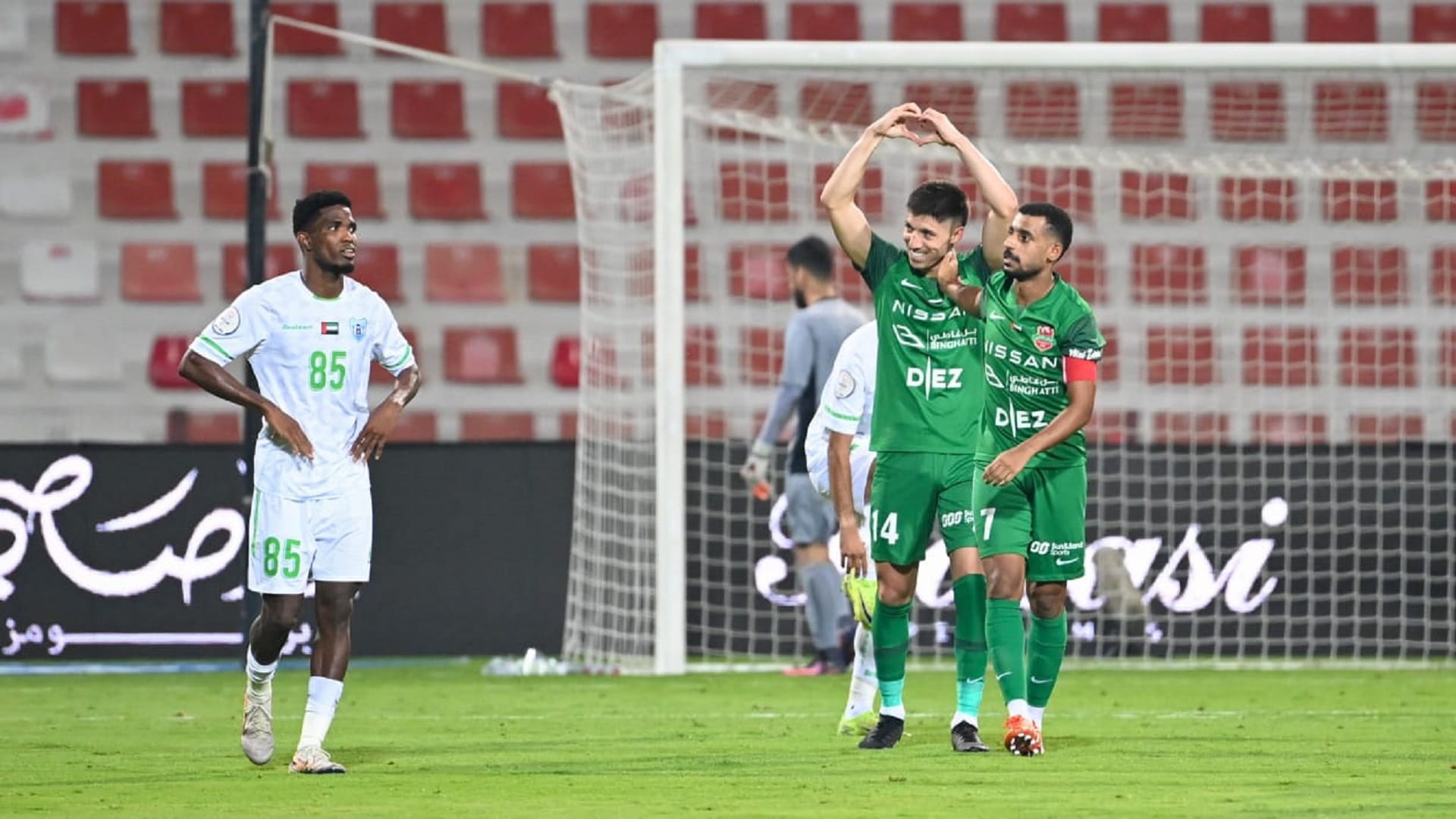 شباب الأهلي يفوز على دبا الحصن في دوري أدنوك للمحترفين 