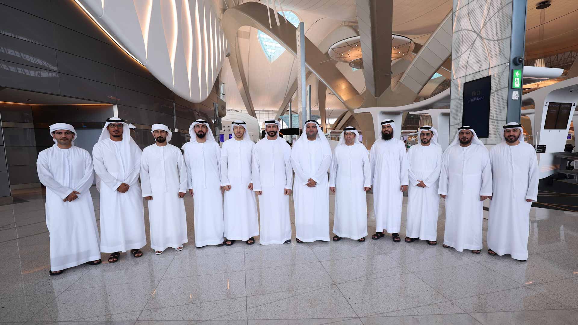 بعثة الحج التحضيرية تغادر إلى الأراضي المقدسة 
