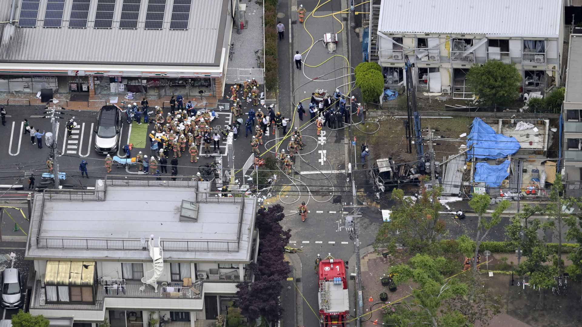 Image for the title: 10 people injured following explosion at Tokyo construction site 