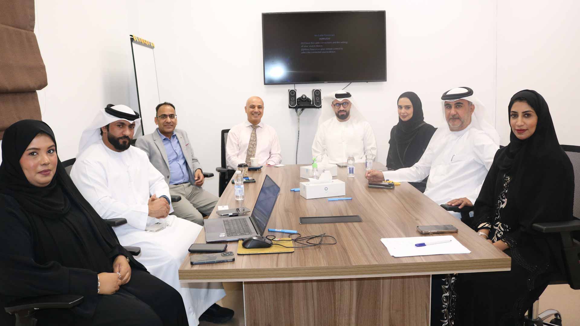 استشاري الشارقة يطلع على جهود مستشفى برجيل في تعزيز الرعاية الصحية