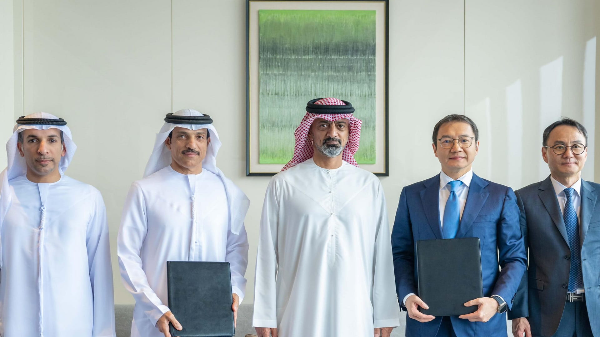 Ajman CP witnesses signing of MoU to develop Ajman Port 