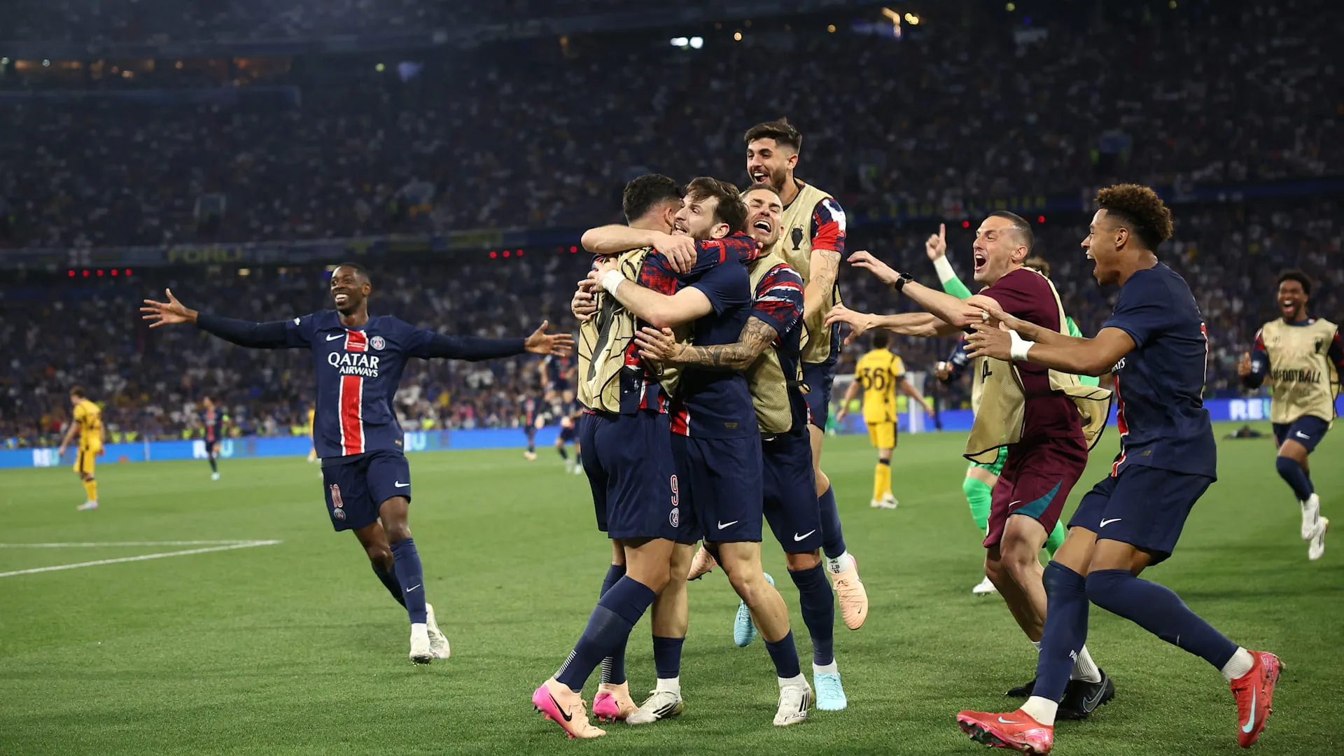 باريس سان جيرمان يسحق إنتر ميلان ويتوّج بلقب دوري أبطال أوروبا 