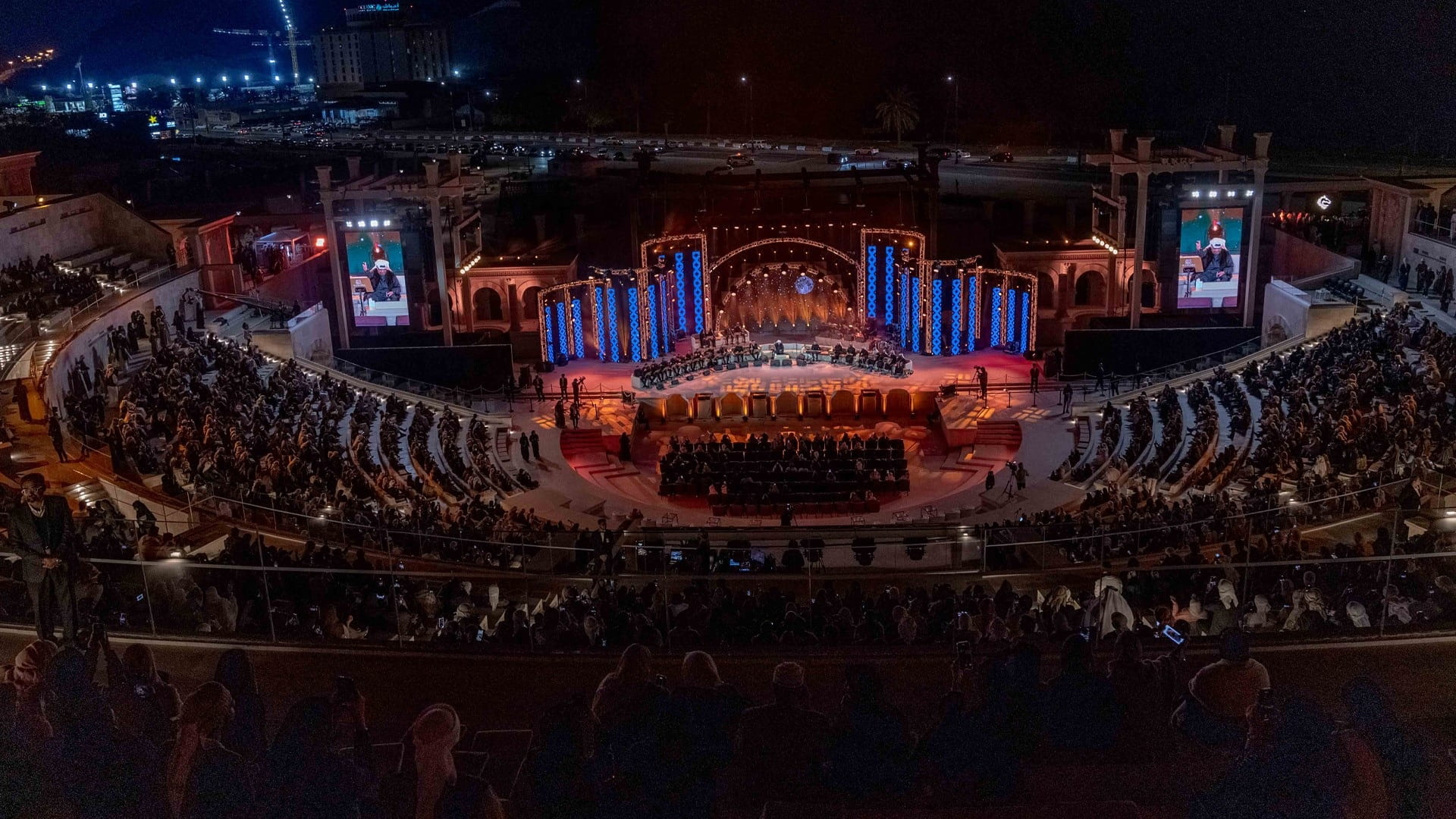 نبيل شعيل وأصيل أبوبكر يطربان جمهور "هلا خورفكان" في ديسمبر 