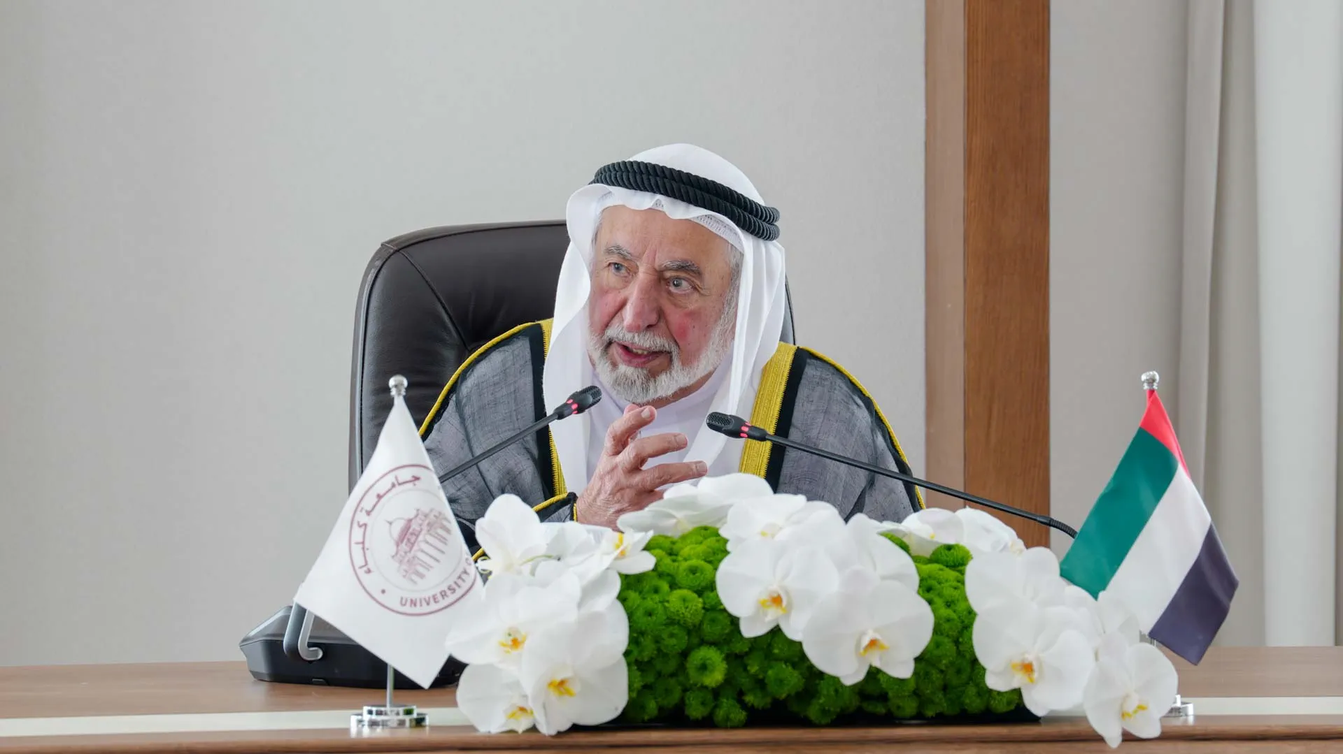 Sharjah Ruler chairs University of Kalba board meeting