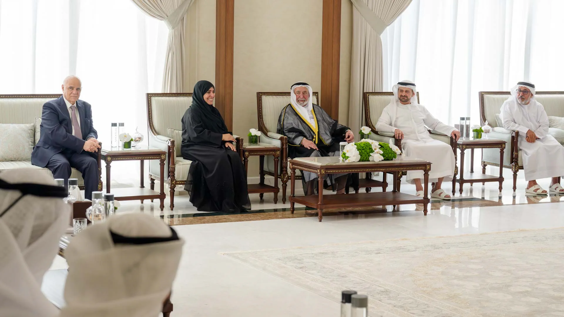 Sharjah Ruler chairs the meeting