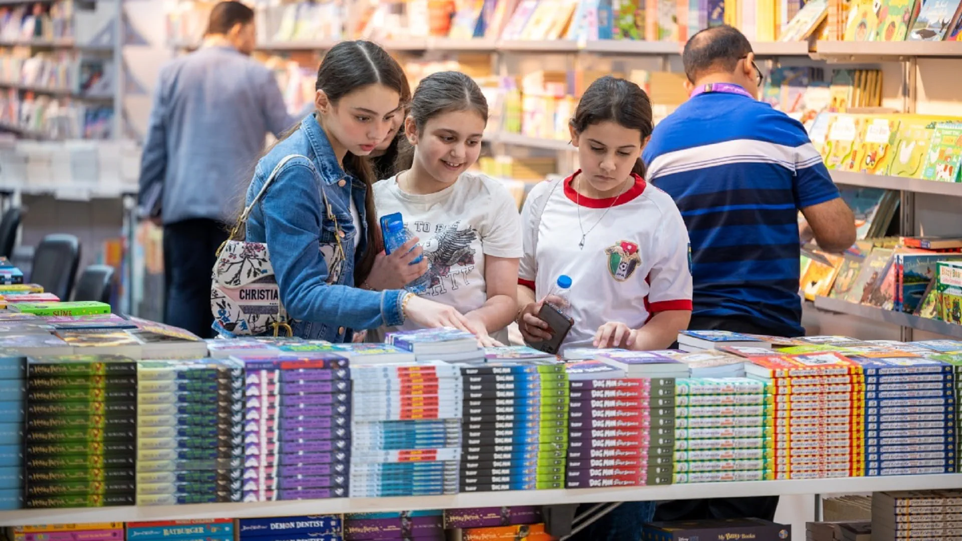 Sharjah Private Education Authority inspires creativity at SIBF