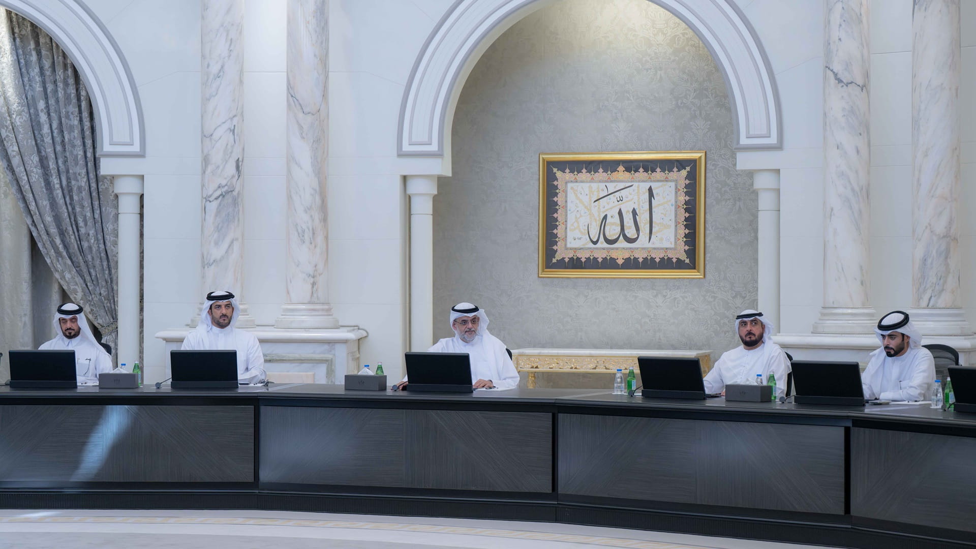 "تنفيذي الشارقة" يعتمد الهيكل التنظيمي العام لدائرة شؤون البلديات