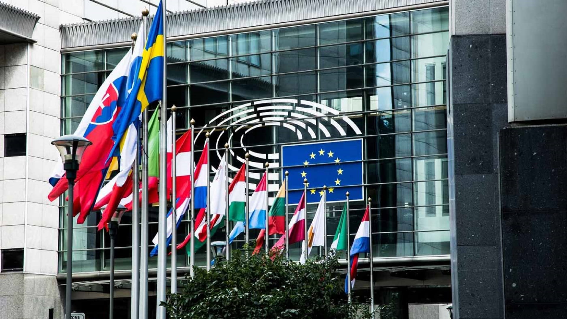 الاتحاد الأوروبي يتوصل إلى اتفاق مبدئي لتعزيز الاستثمارات الدفاعية