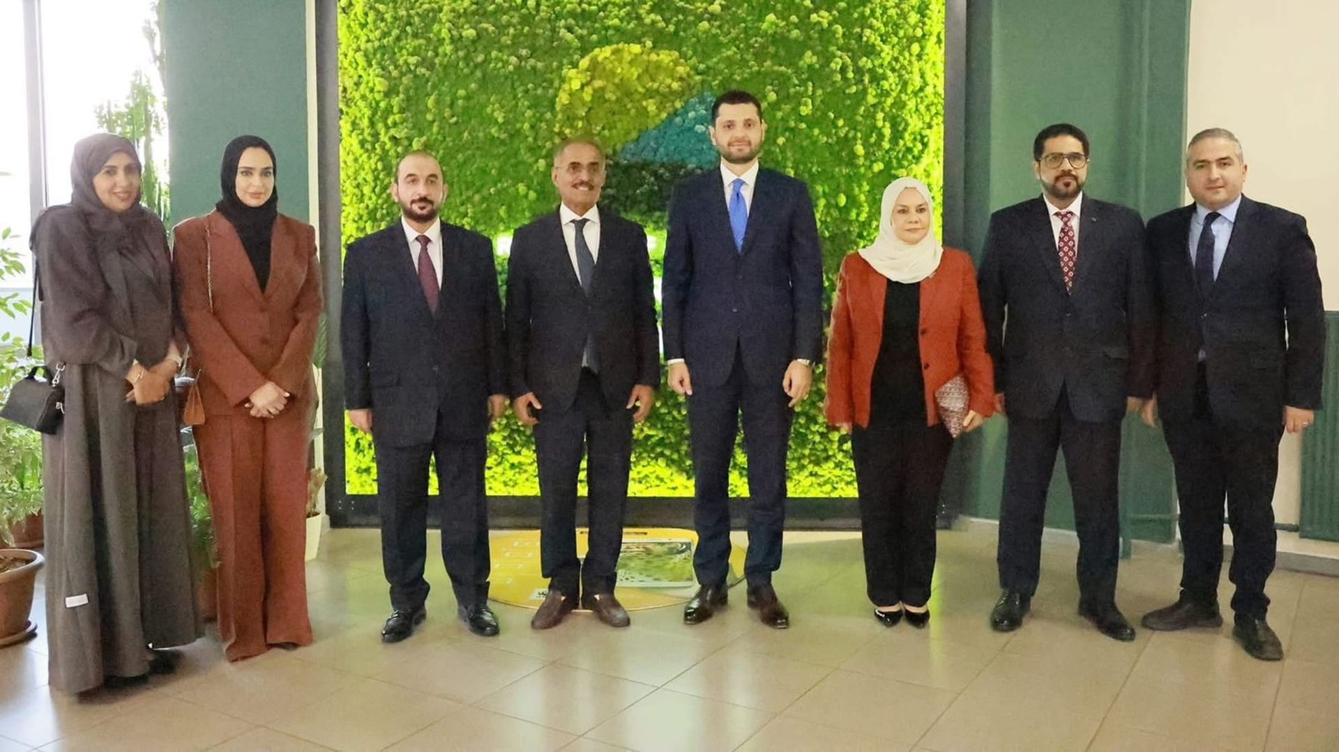 "استشاري الشارقة" يبحث في أرمينيا تعزيز آفاق التعاون المشترك 