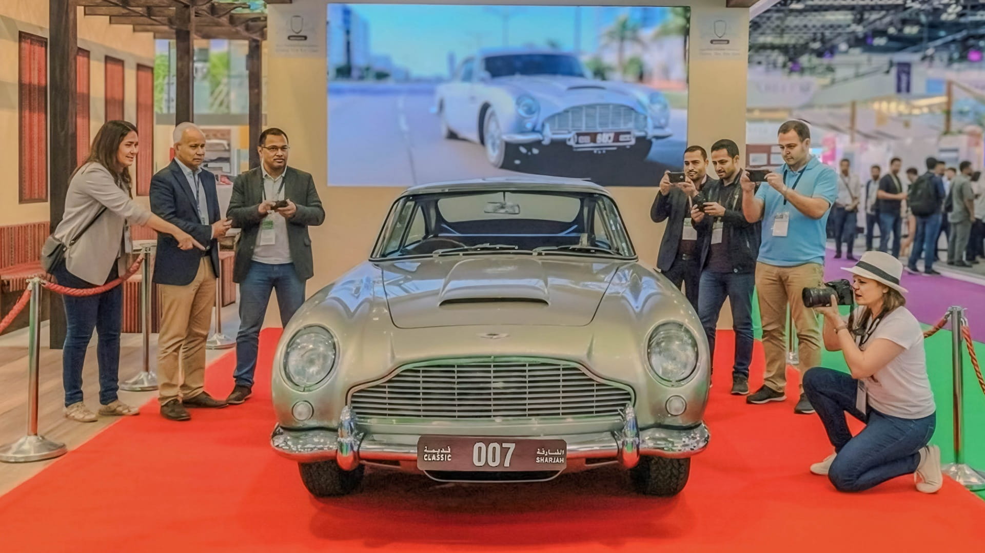 متحف الشارقة للسيارات القديمة يستقطب اهتمام زوار سوق السفر العالمي 