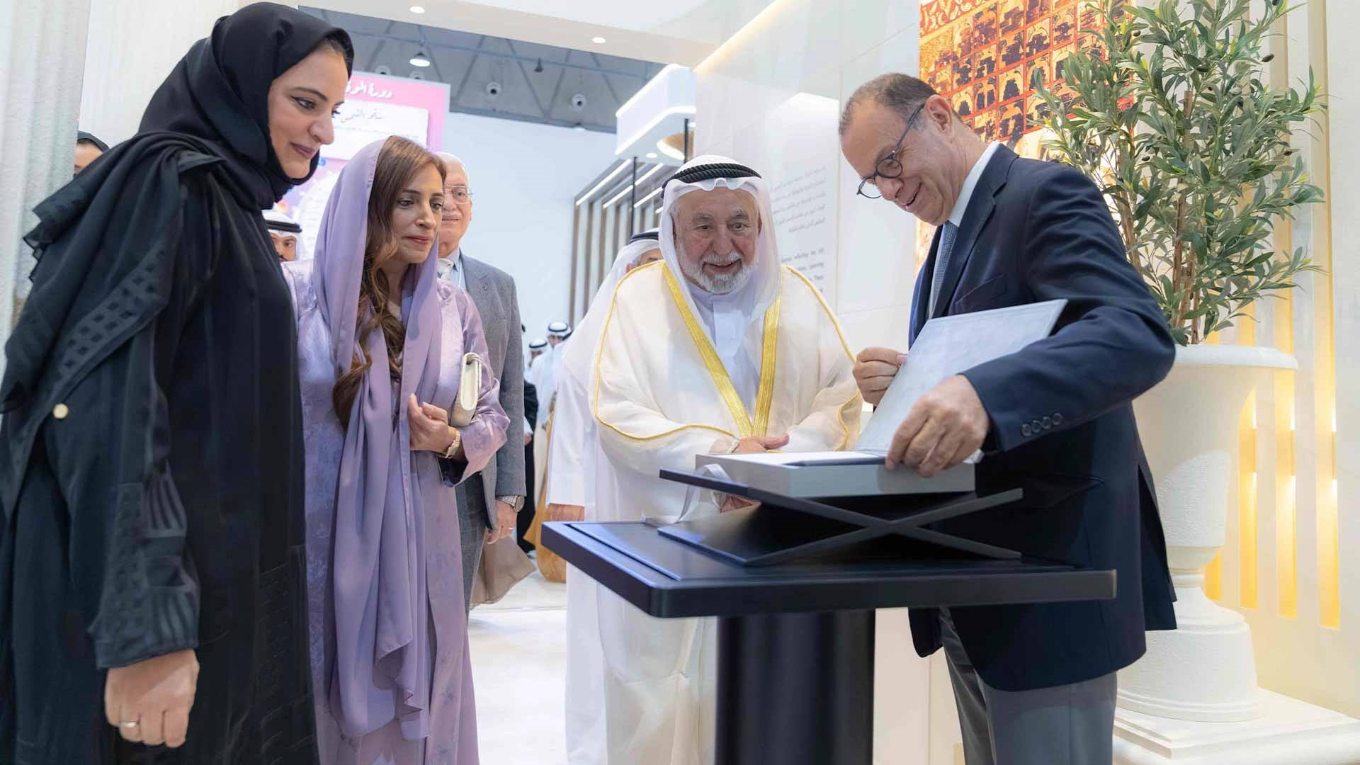 House of Wisdom highlights Arab-Greek cultural exchange at SIBF