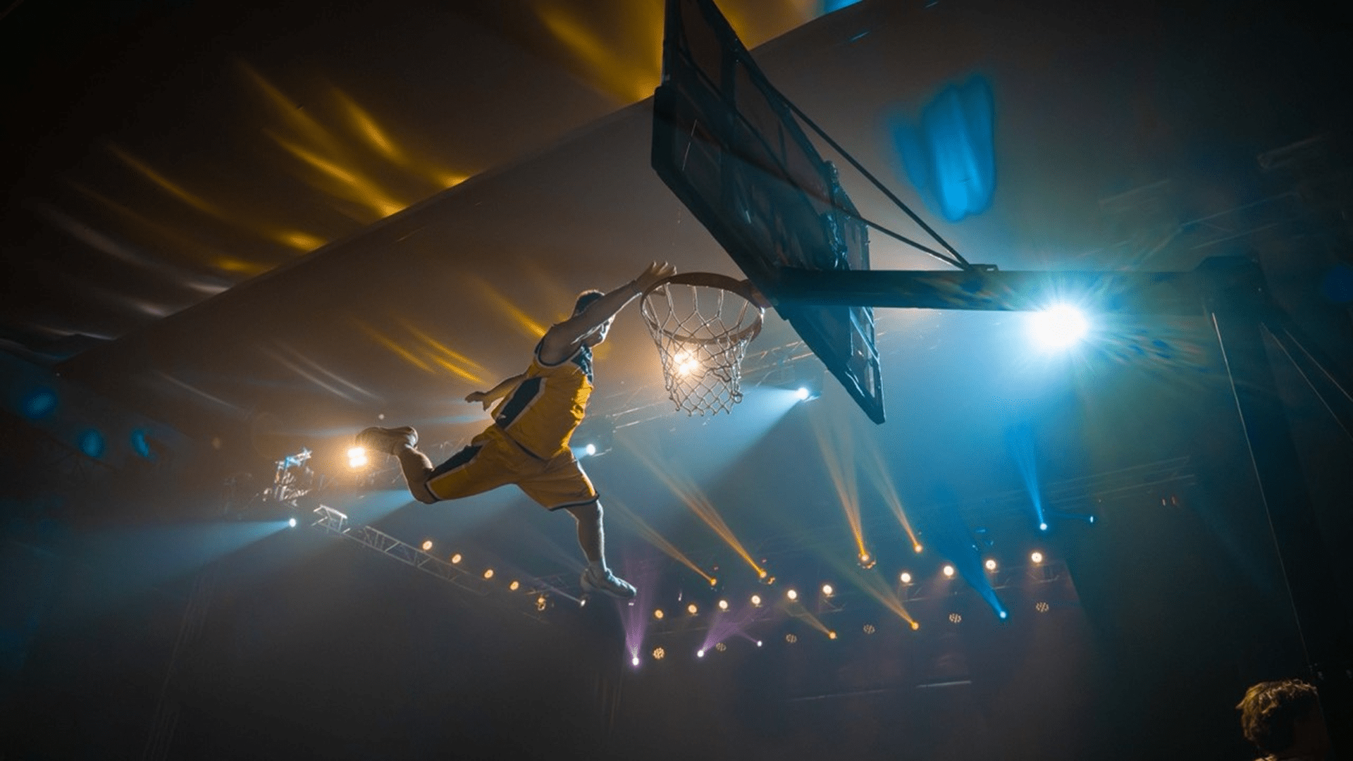 Slovenia’s Dunking Devils wow SIBF 2025 with acrobatic show