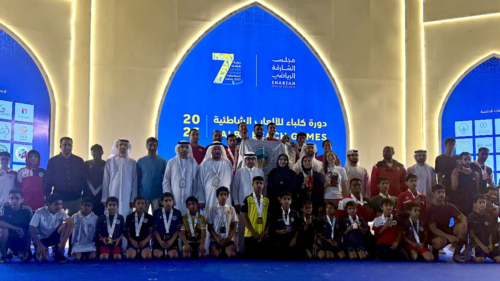 صورة بعنوان: نادي مليحة يتألق في بطولة الترياثلون بدورة كلباء للألعاب الشاطئية 