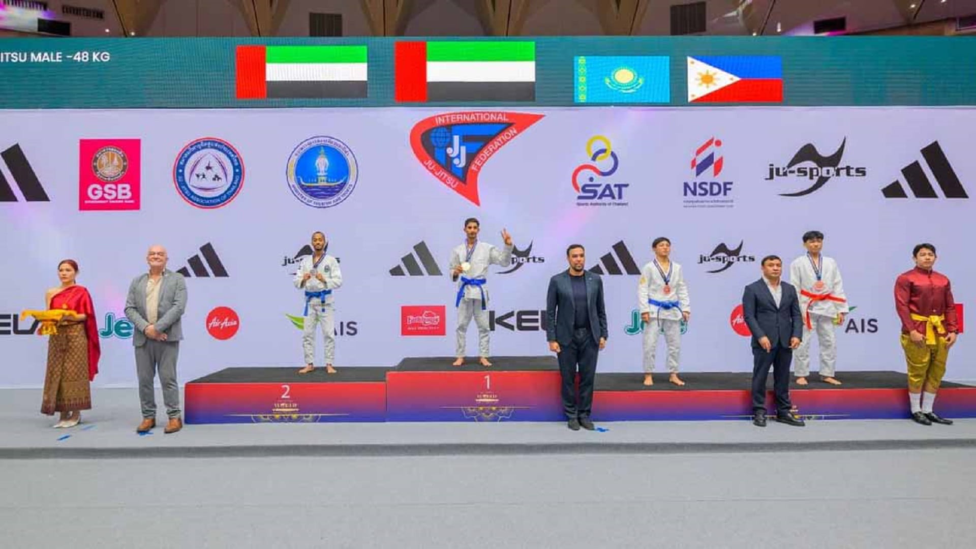 منتخب شباب الجوجيتسو يحصد 6 ميداليات ملونة ببطولة العالم بتايلاند 