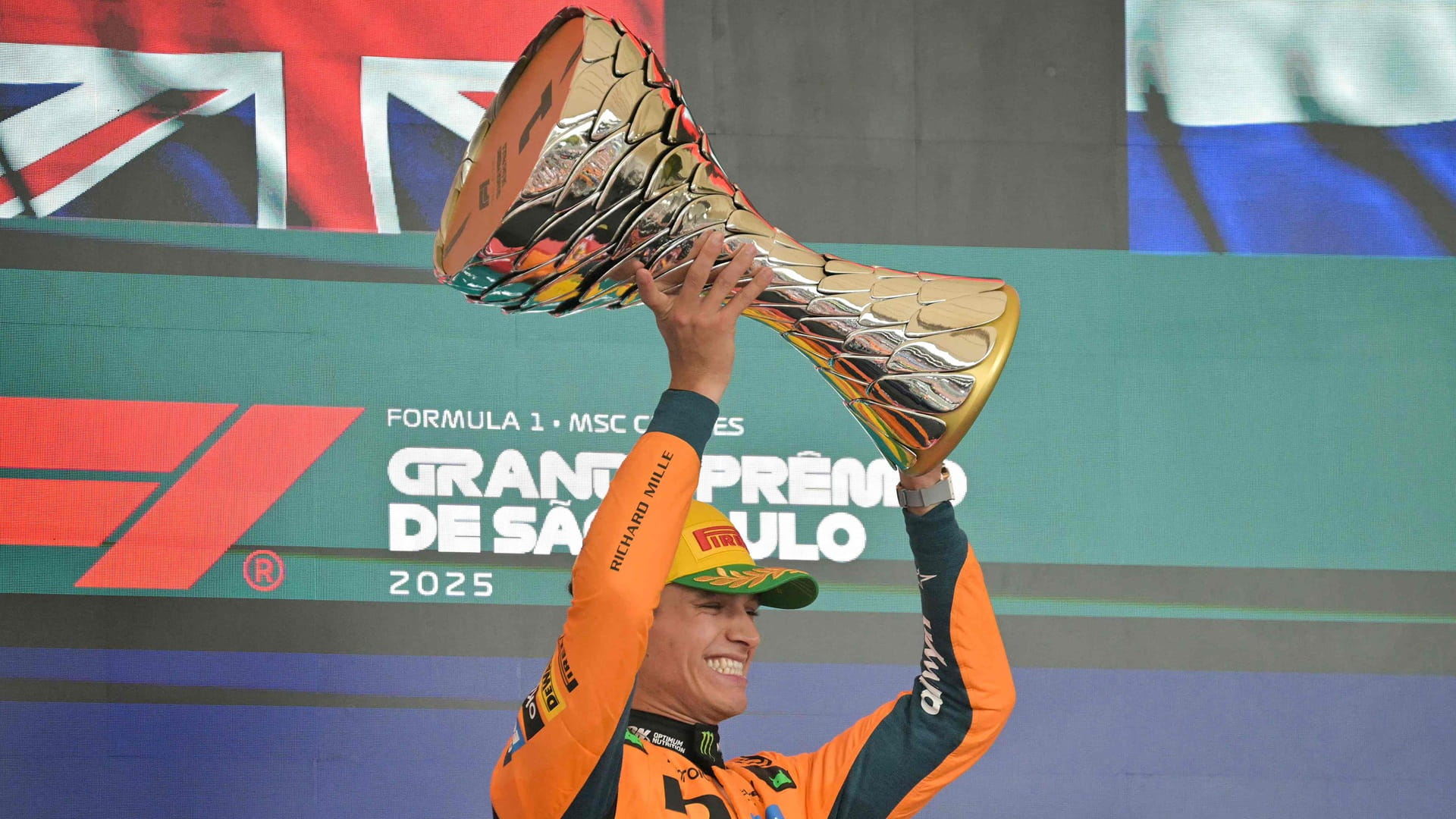 صورة بعنوان: لاندو نوريس يخطو بثبات نحو اللقب بفوزه السابع في الفورمولا 1 