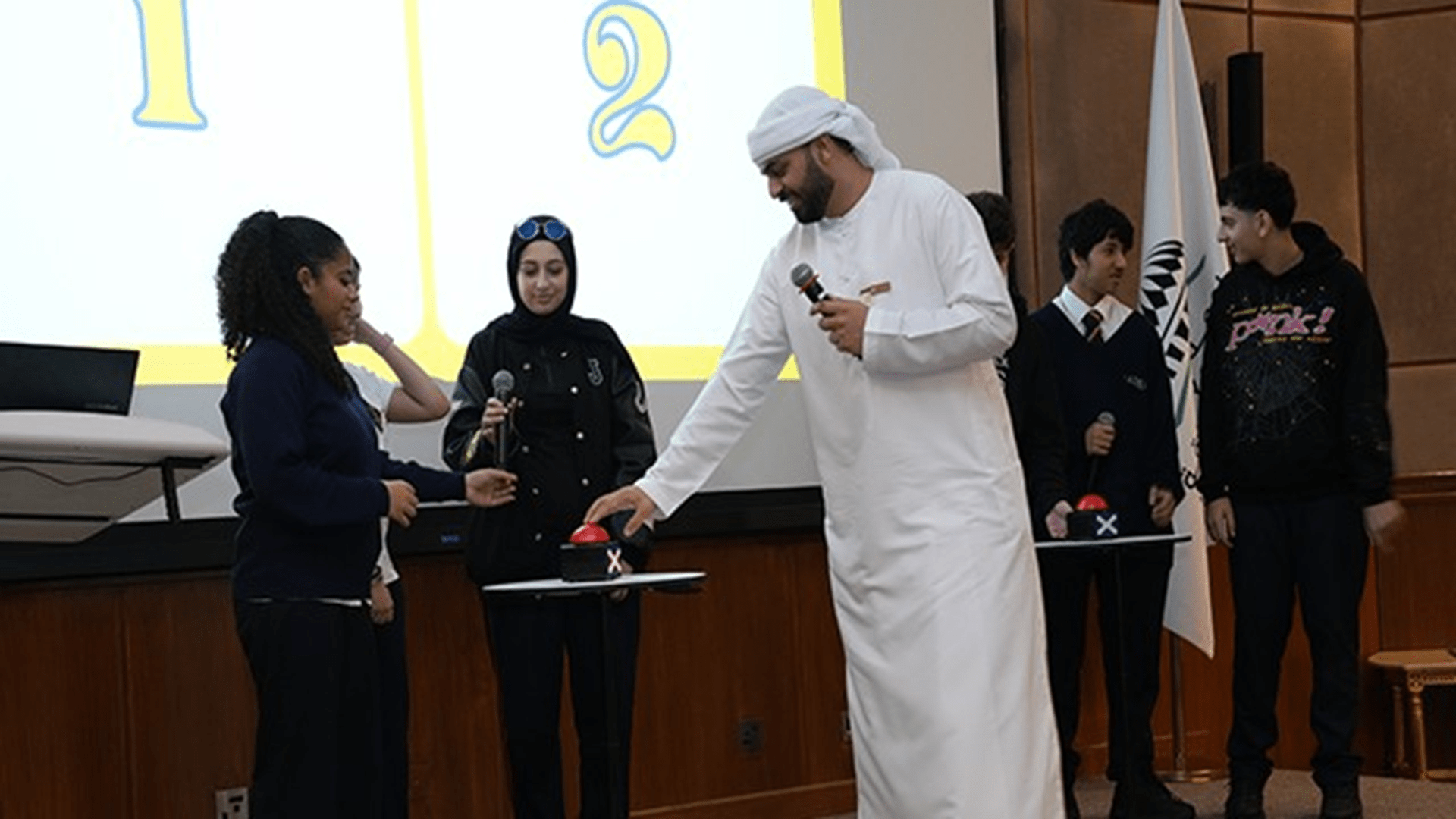 صورة بعنوان: جامعة الشارقة تطلق "أسبوع العلوم النووية" لتعزيز وعي طلاب الثانوية 