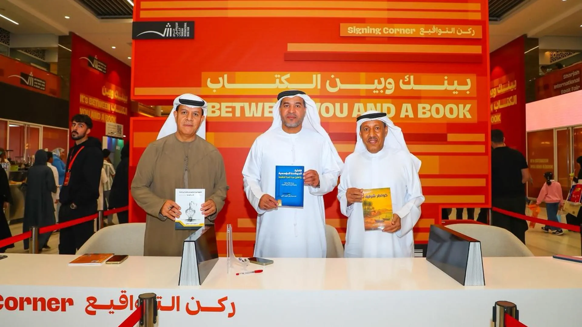 Dibba Al Hisn Club organises visit to SIBF