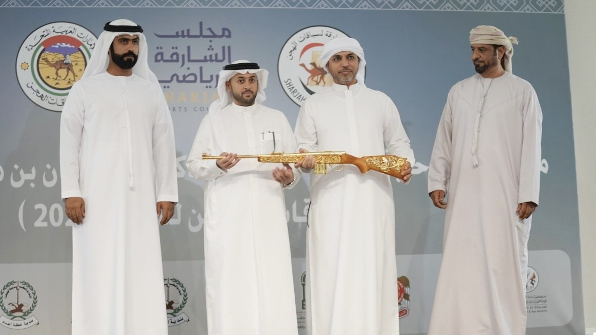 مهرجان حاكم الشارقة لسباقات الهجن يختتم فعالياته