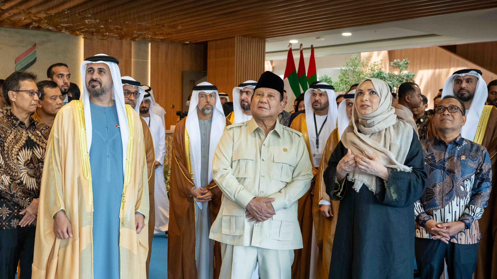 ذياب بن محمد يفتتح مستشفى " الإمارات – إندونيسيا لأمراض القلب"