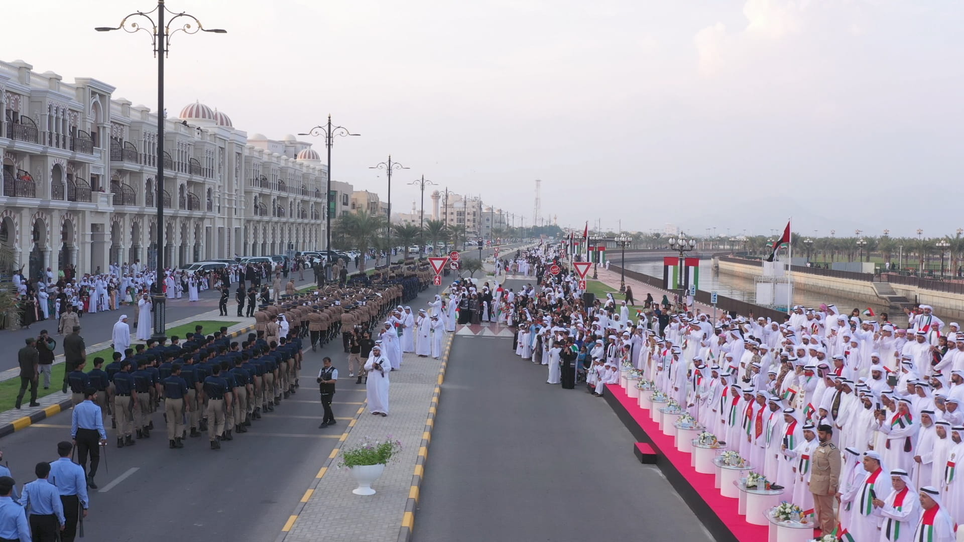 "الشرقية من كلباء" تبث احتفالات عيد الاتحاد الـ 54 في المنطقة 