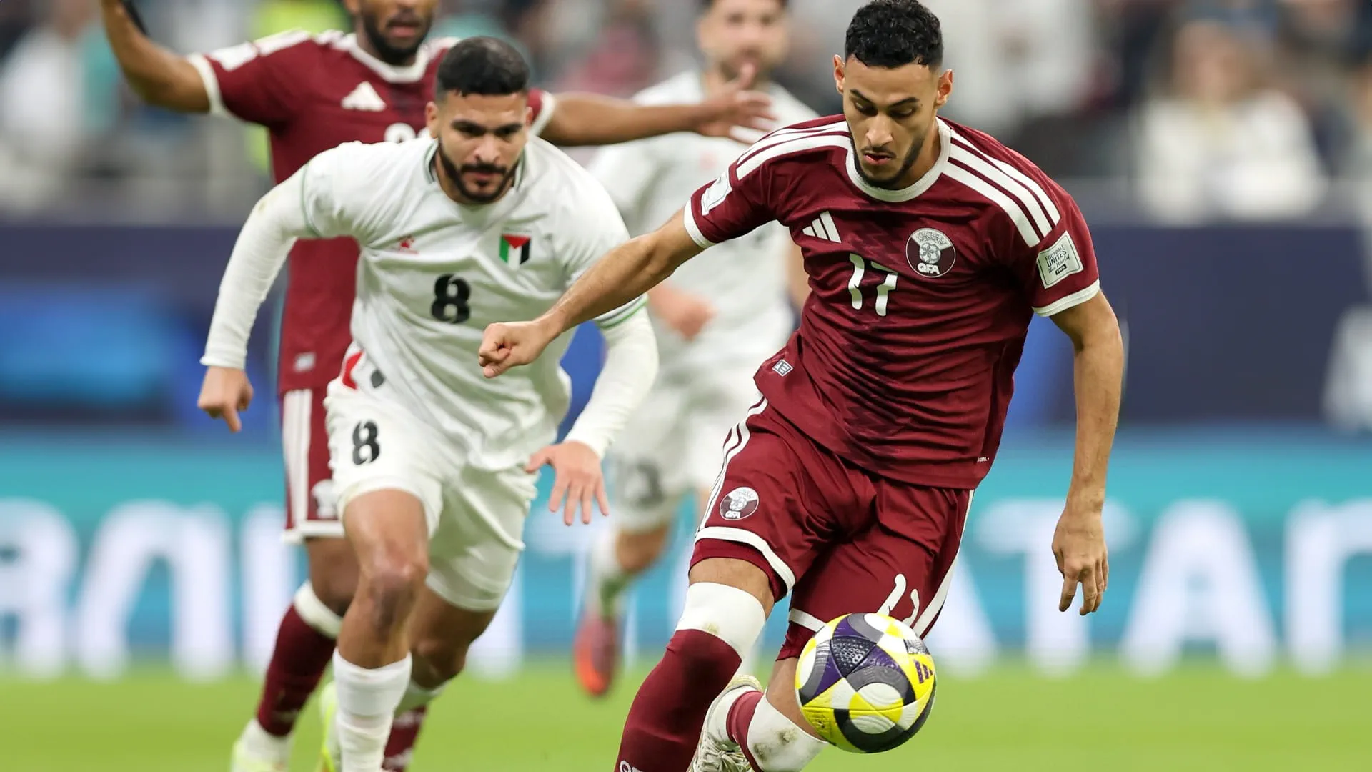 هدف عكسي يقود فلسطين للفوز على قطر في كأس العرب 
