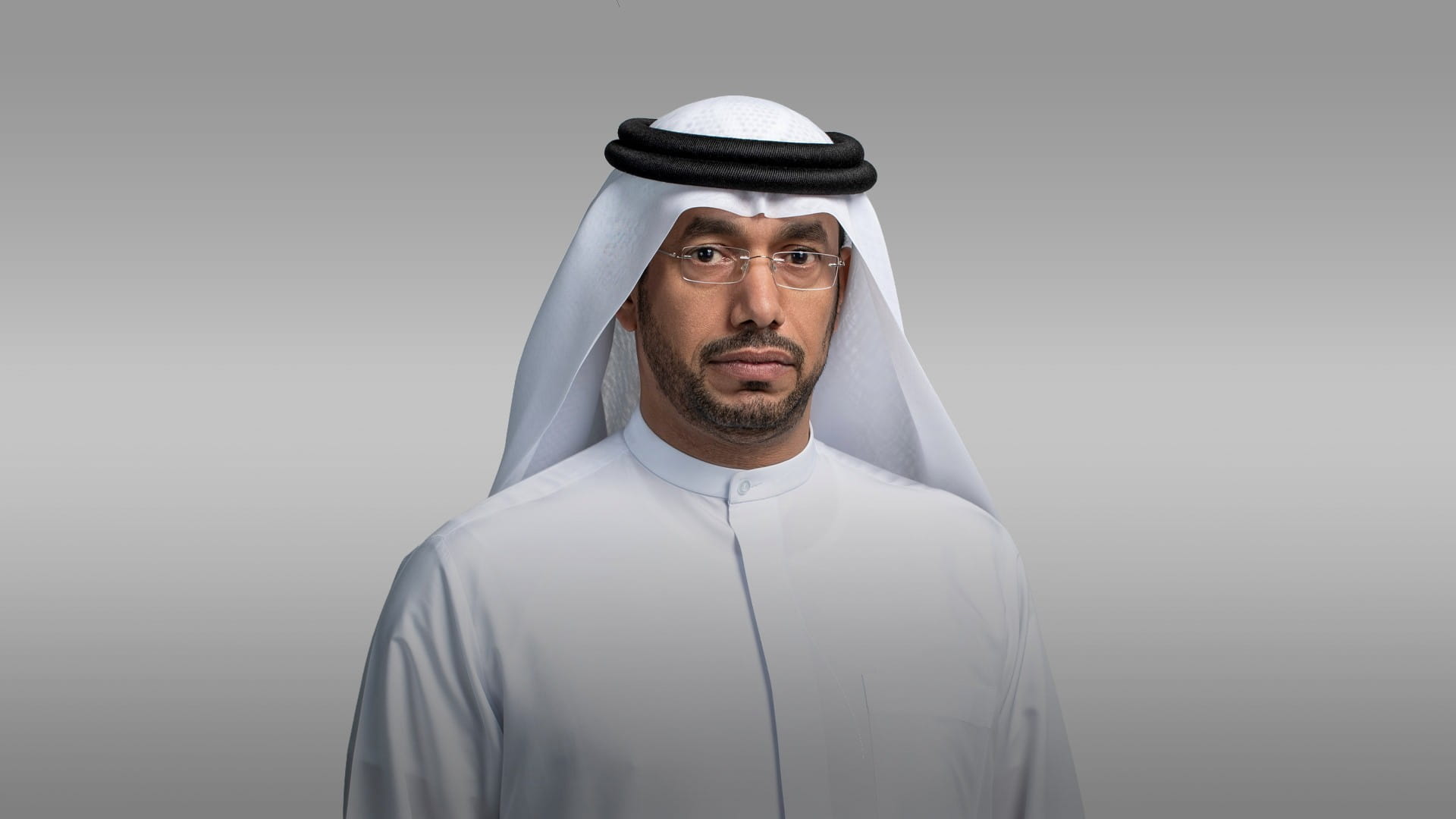 "الشارقة للإذاعة والتلفزيون" تشارك جمهورها فرحة عيد الاتحاد الـ54 