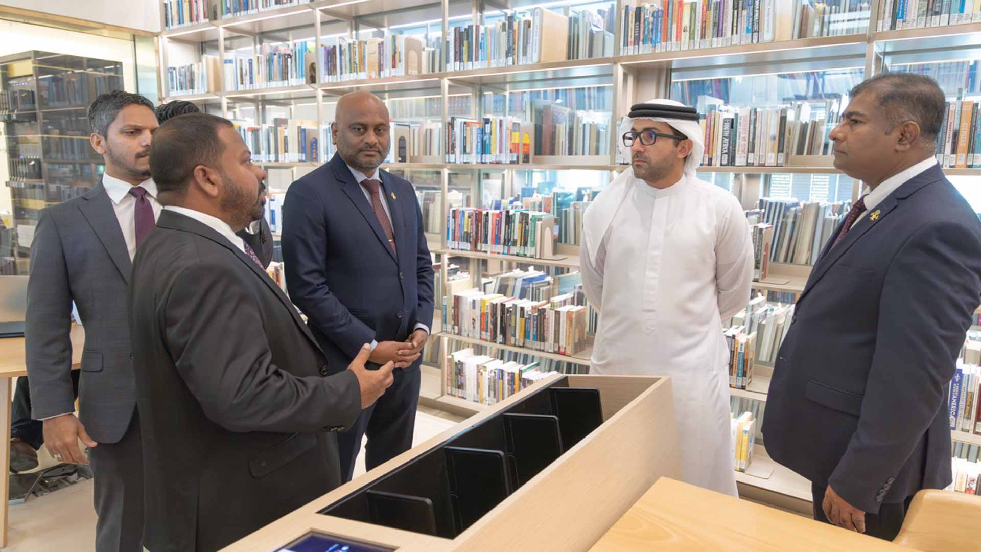 1دائرة العلاقات الحكومية تبحث التعاون الثقافي مع المالديف  