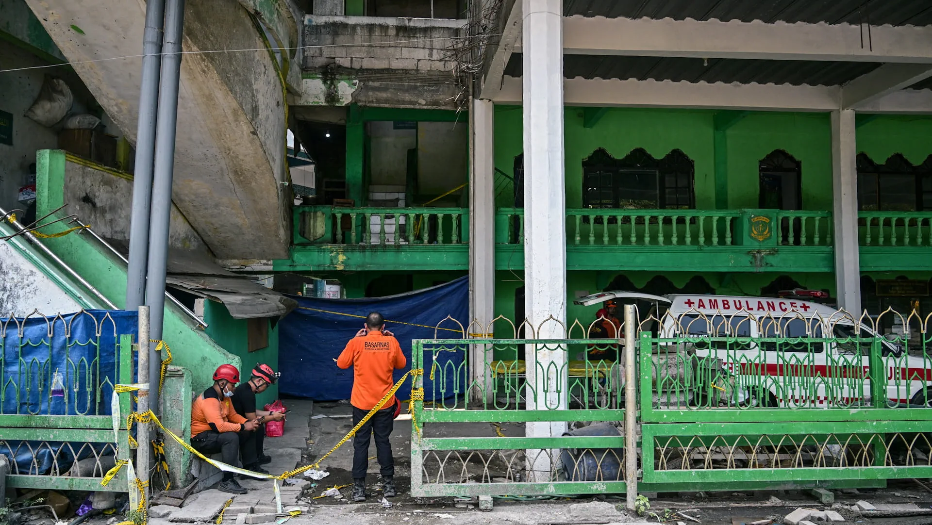 Indonesia school collapse death toll climbs to 54 victims