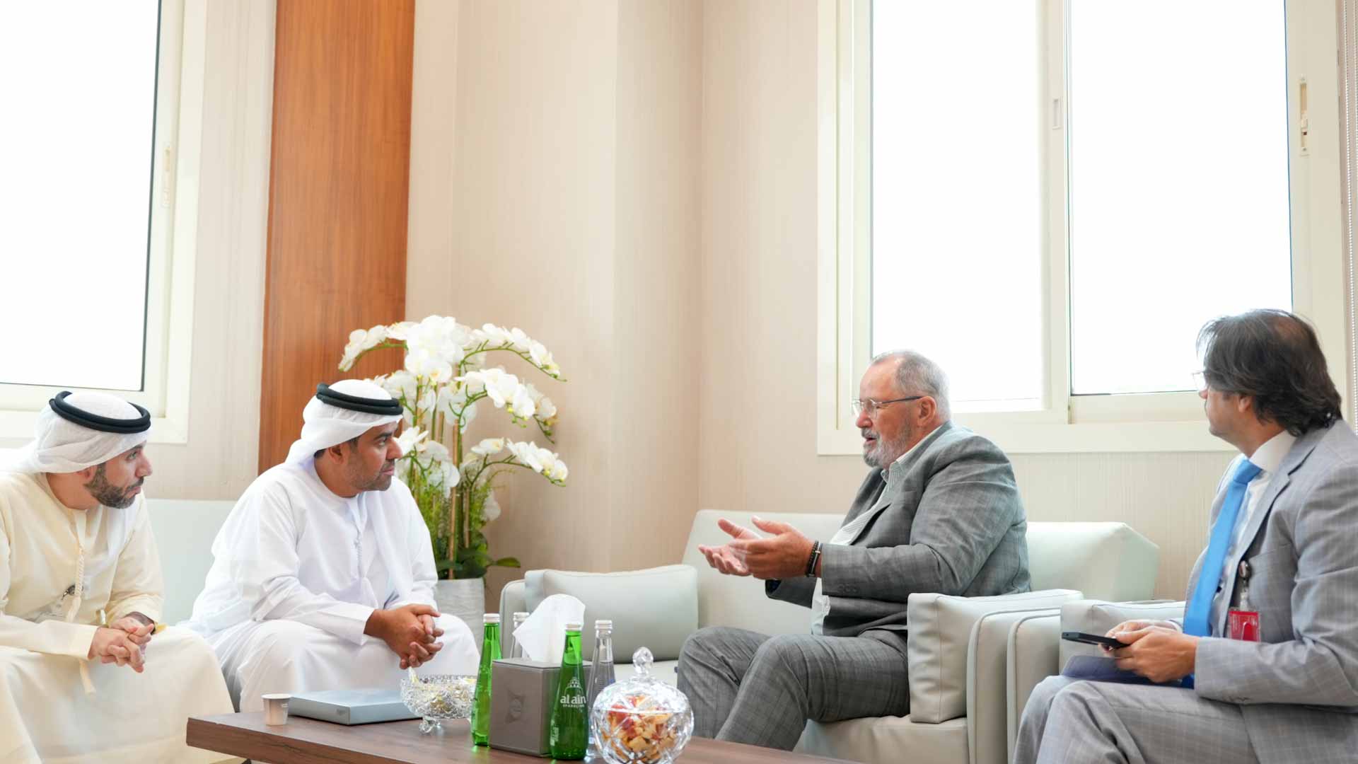 "شمس" تمهد لشراكة فنية جديدة مع أكاديمية الشارقة للفنون الأدائية