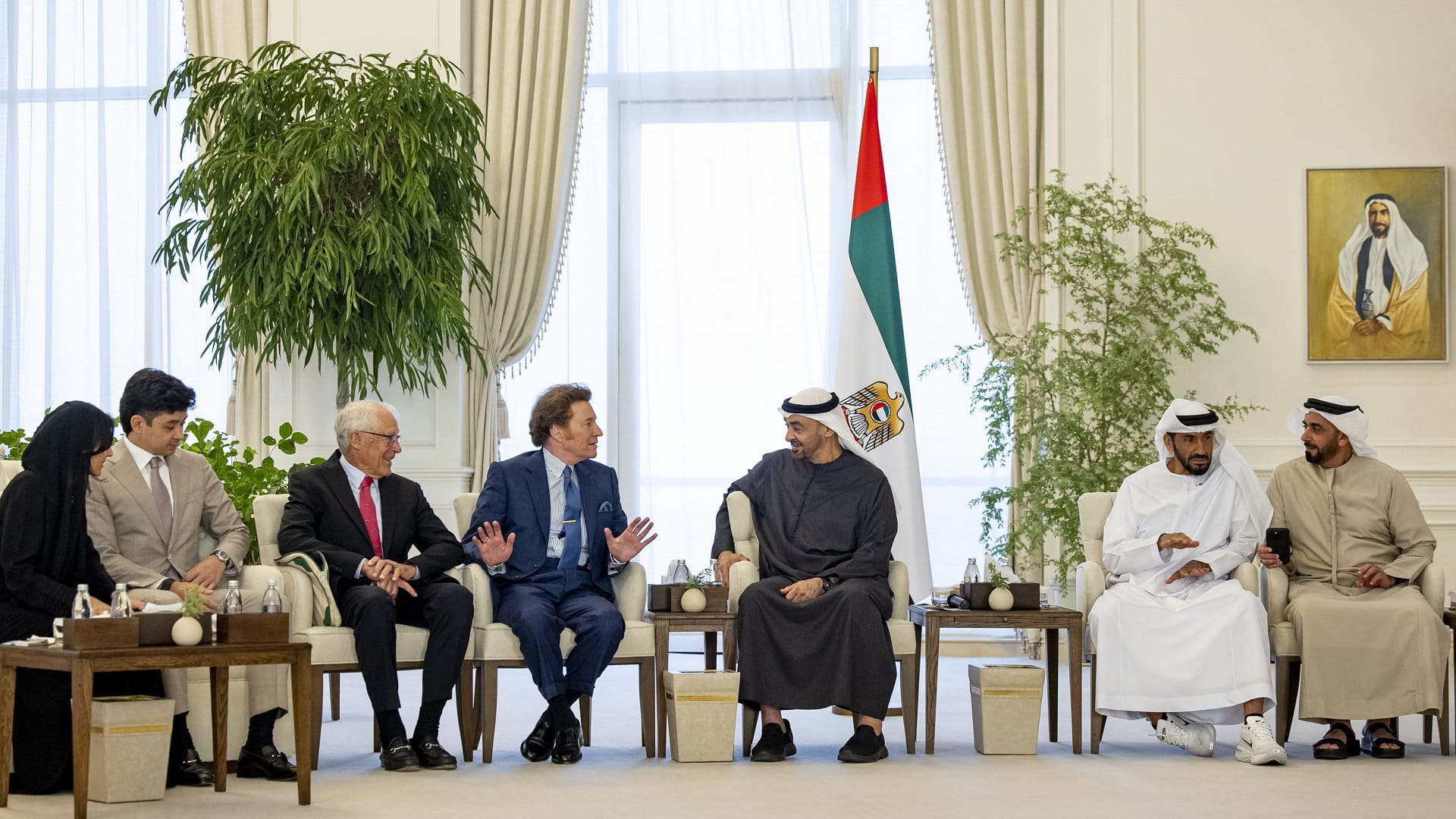 UAE President receives participants in 2025 IUCN Congress
