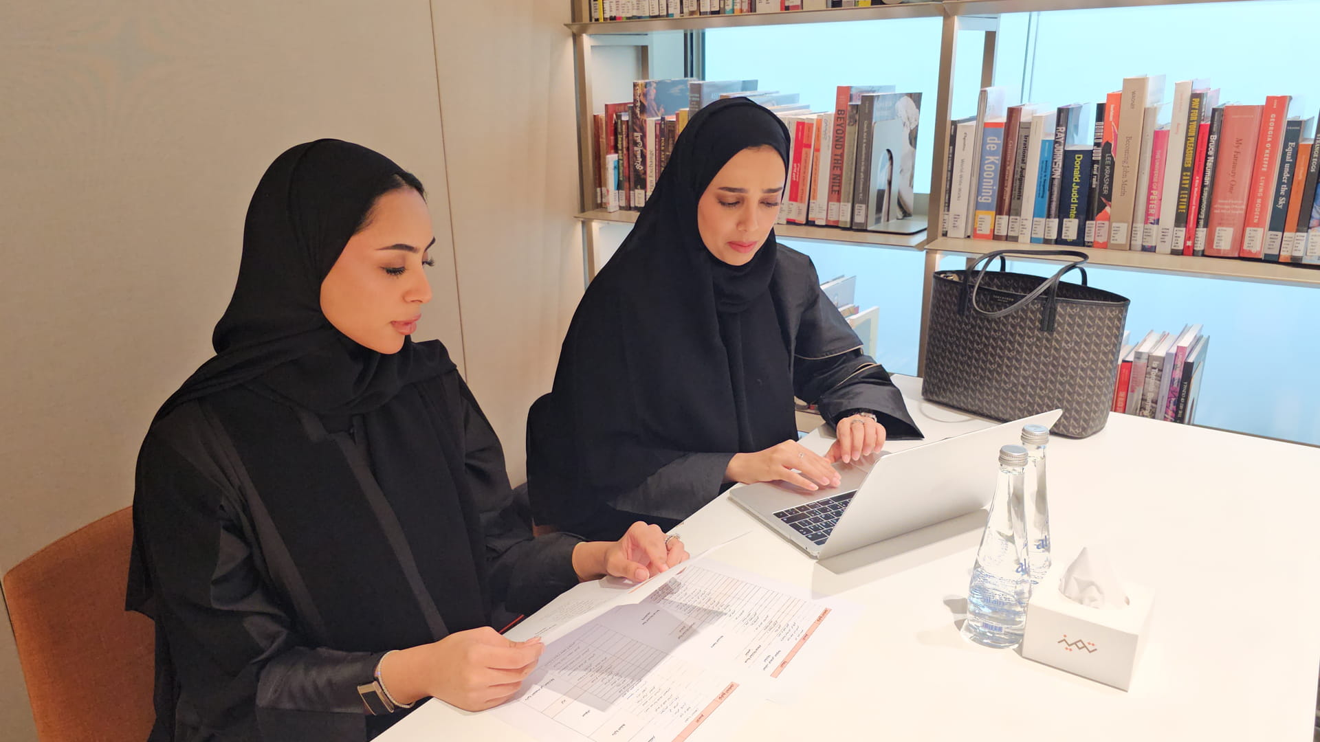 "Tamayuz" Award launches second edition guide for excellence