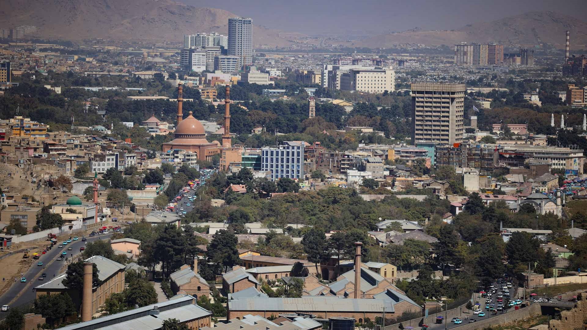 سماع دوي انفجار في كابول وطالبان تقول إنها تحقق في الأمر 