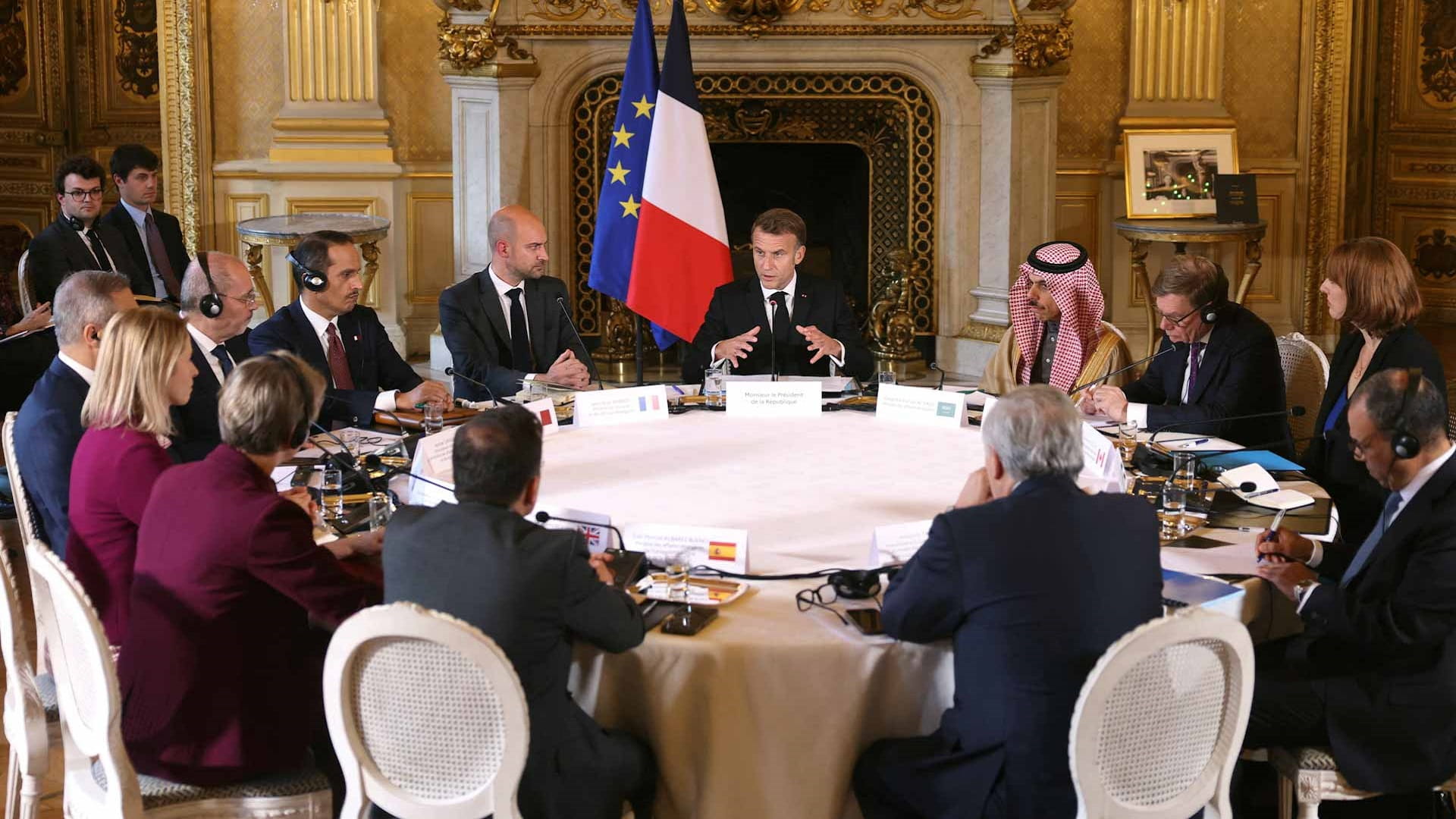 باريس تستضيف اجتماعاً أوروبياً عربياً لمناقشة انتقال السلطة في غزة 