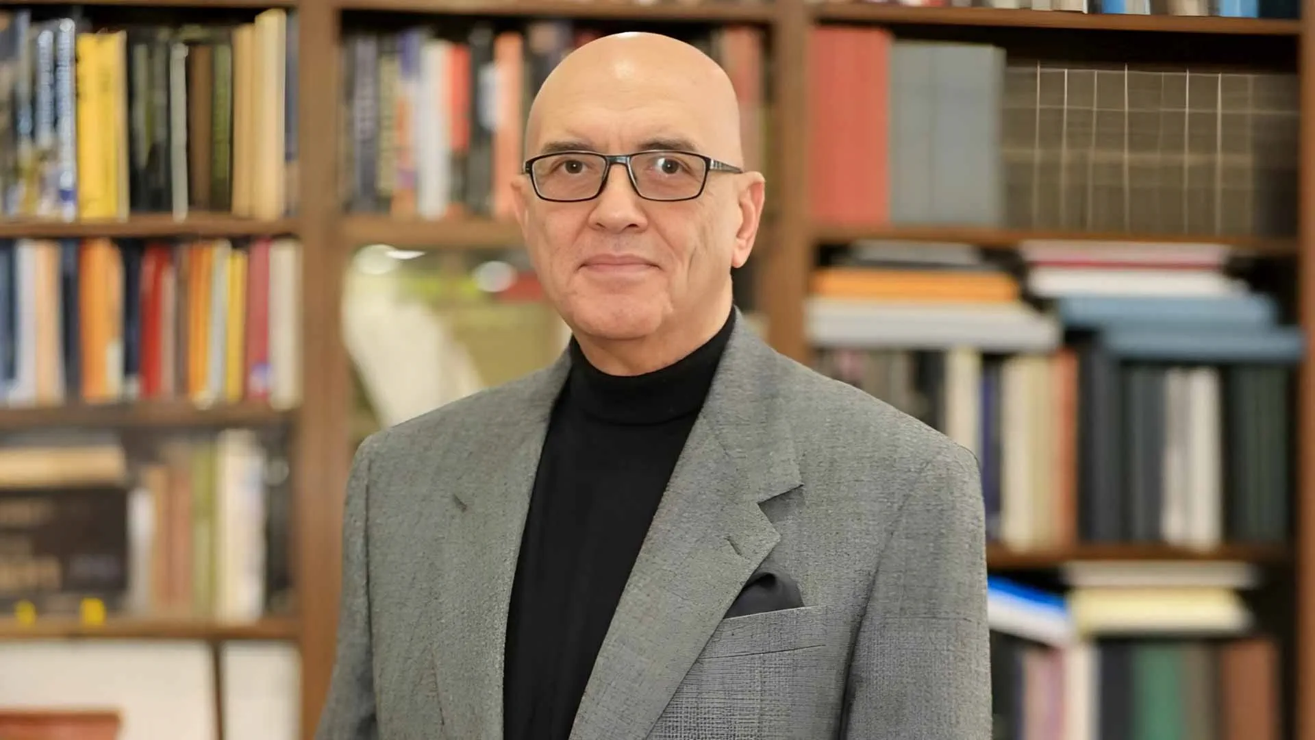Image for the title: SBA names Mohamed Selmawi cultural personality of the year 