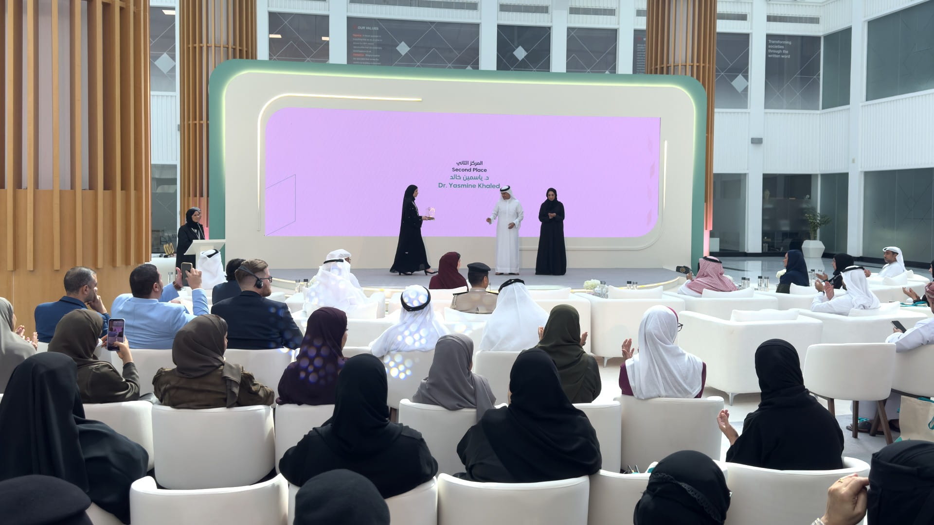 SPL deliberates AI in libraries, honours top Arab researchers