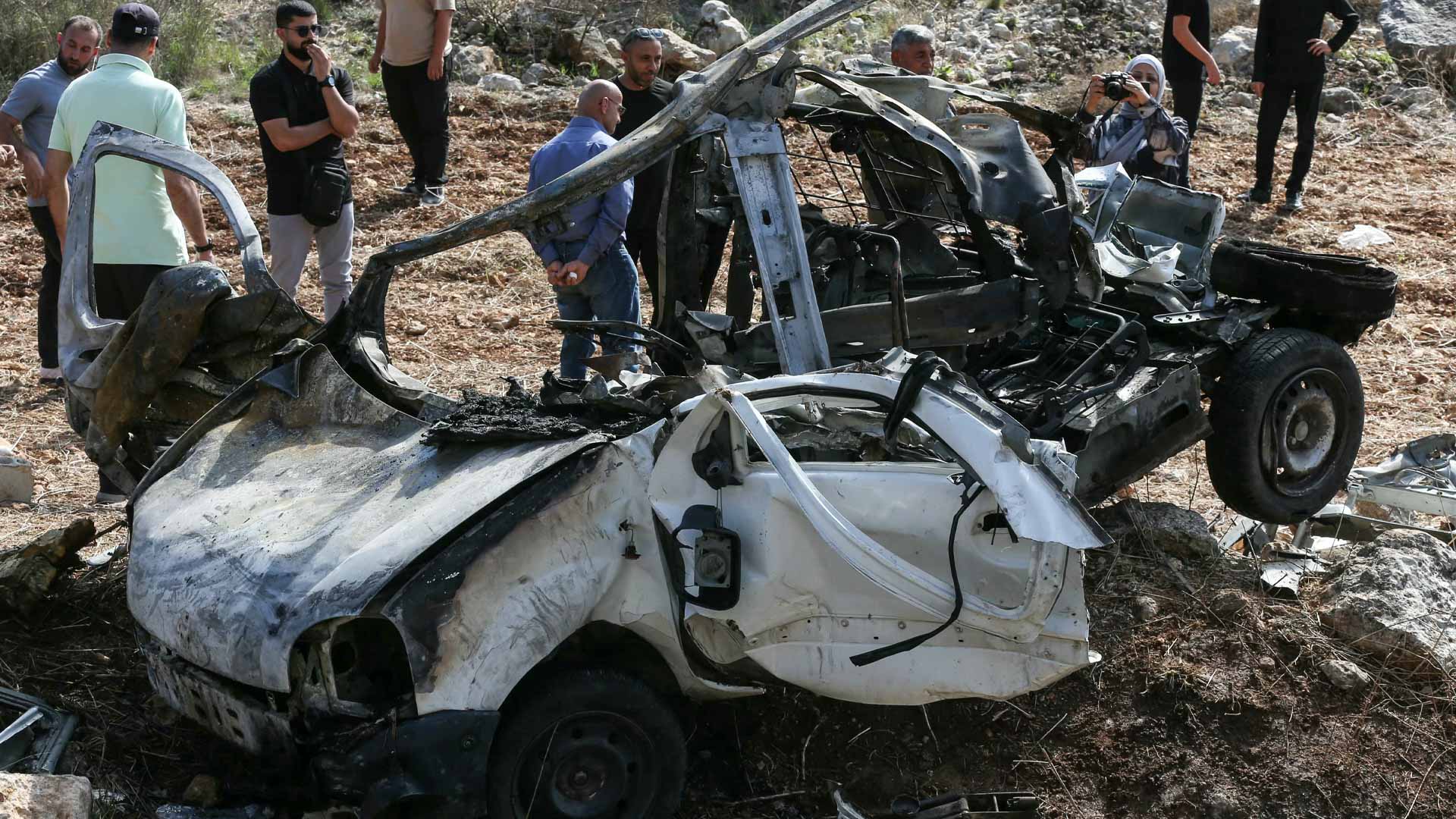 رغم وقف النار.. إسرائيل تضرب الجنوب اللبناني وتوقع قتلى