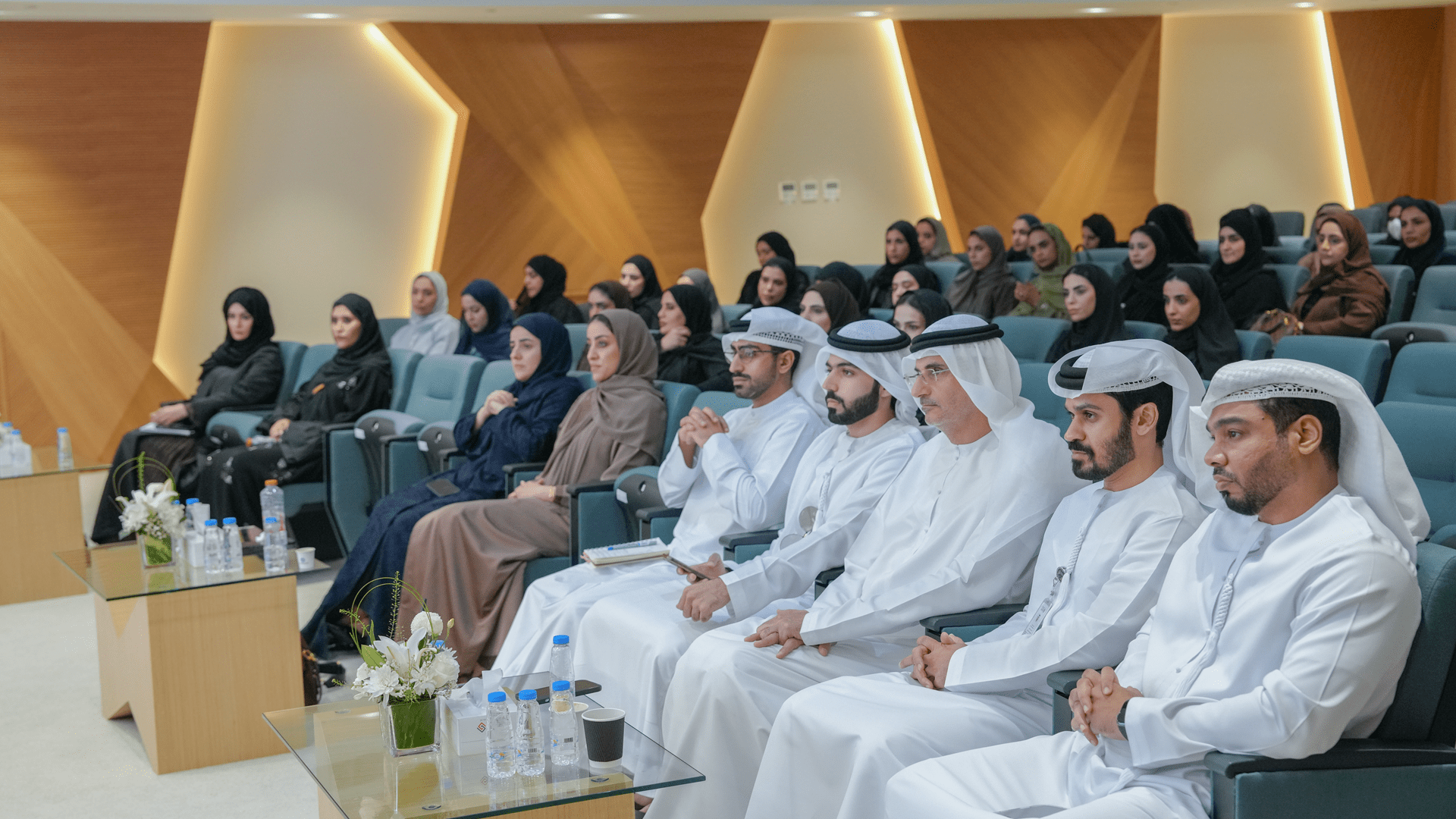 Sharjah DHR hosts ‘Leadership in Times of Change’ 