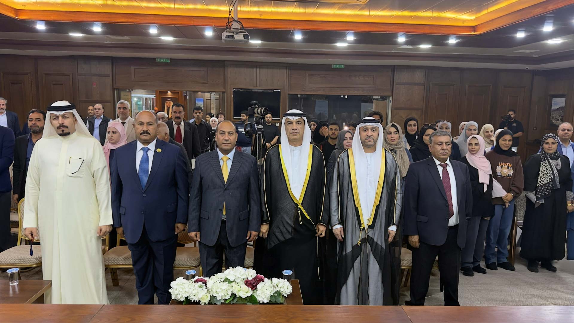 وزير الثقافة الأردني يثمن دعم حاكم الشارقة للحراك الشعري العربي