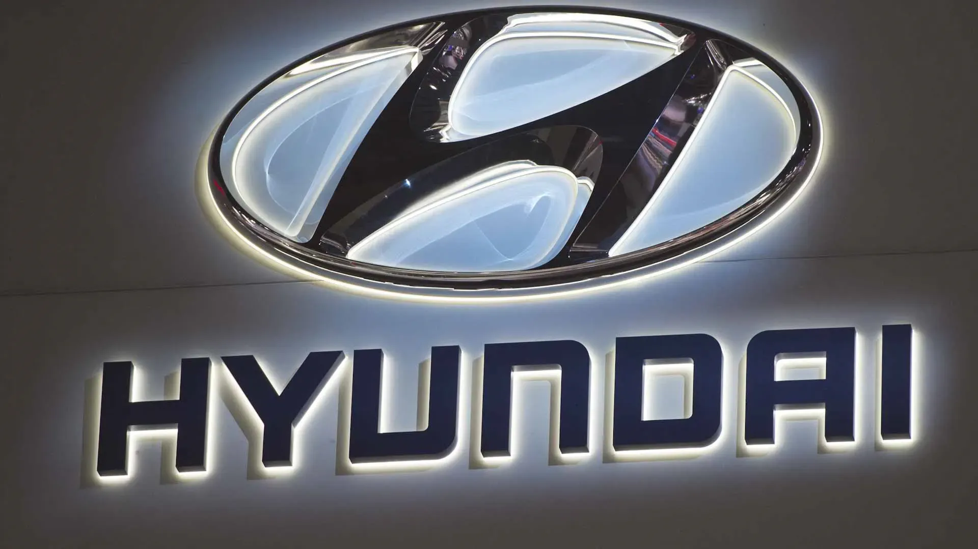 Hyundai to recall over 180,000  vehicles due to defects