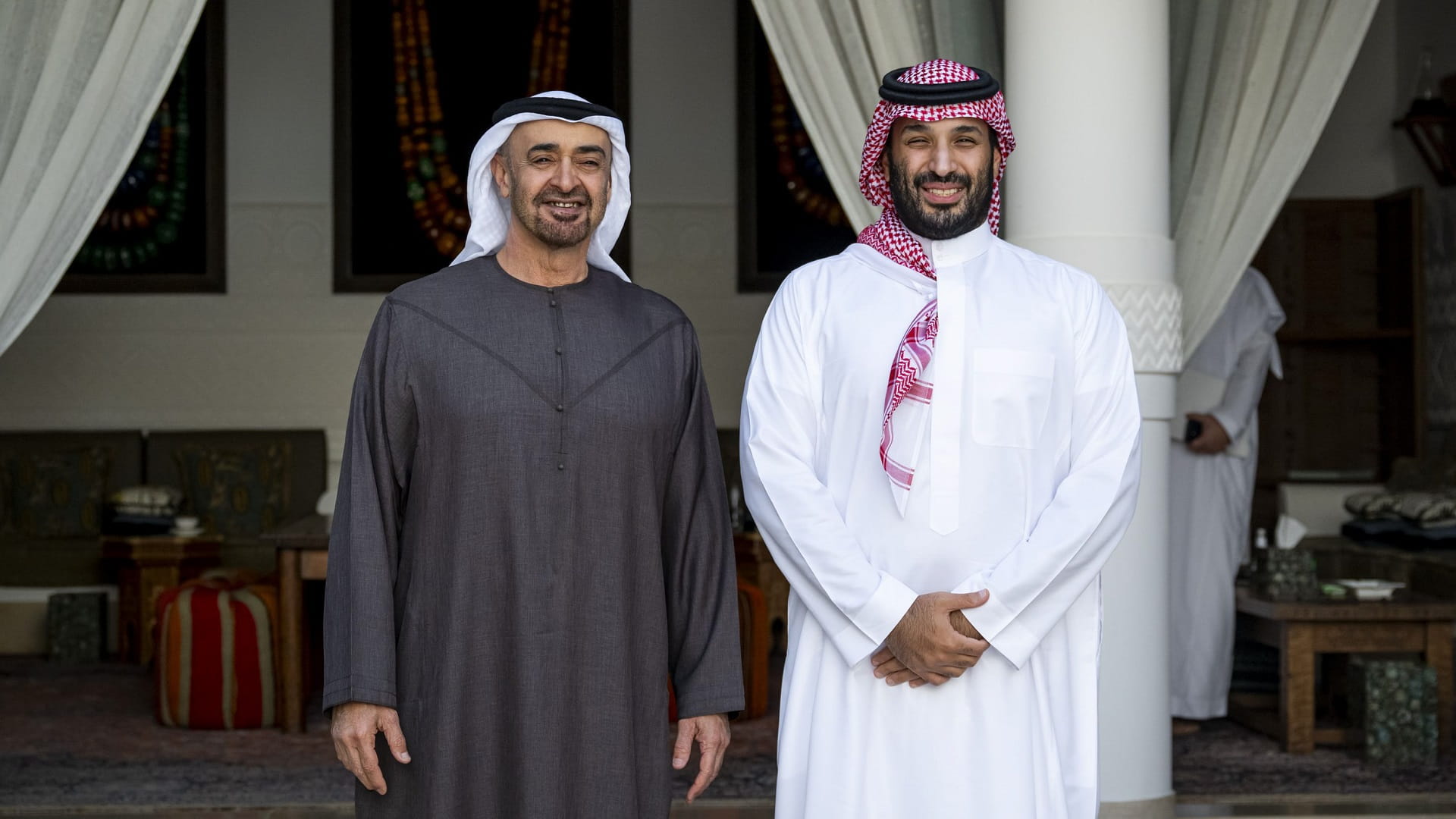 UAE Pres., Saudi CP discuss regional stability, bilateral ties