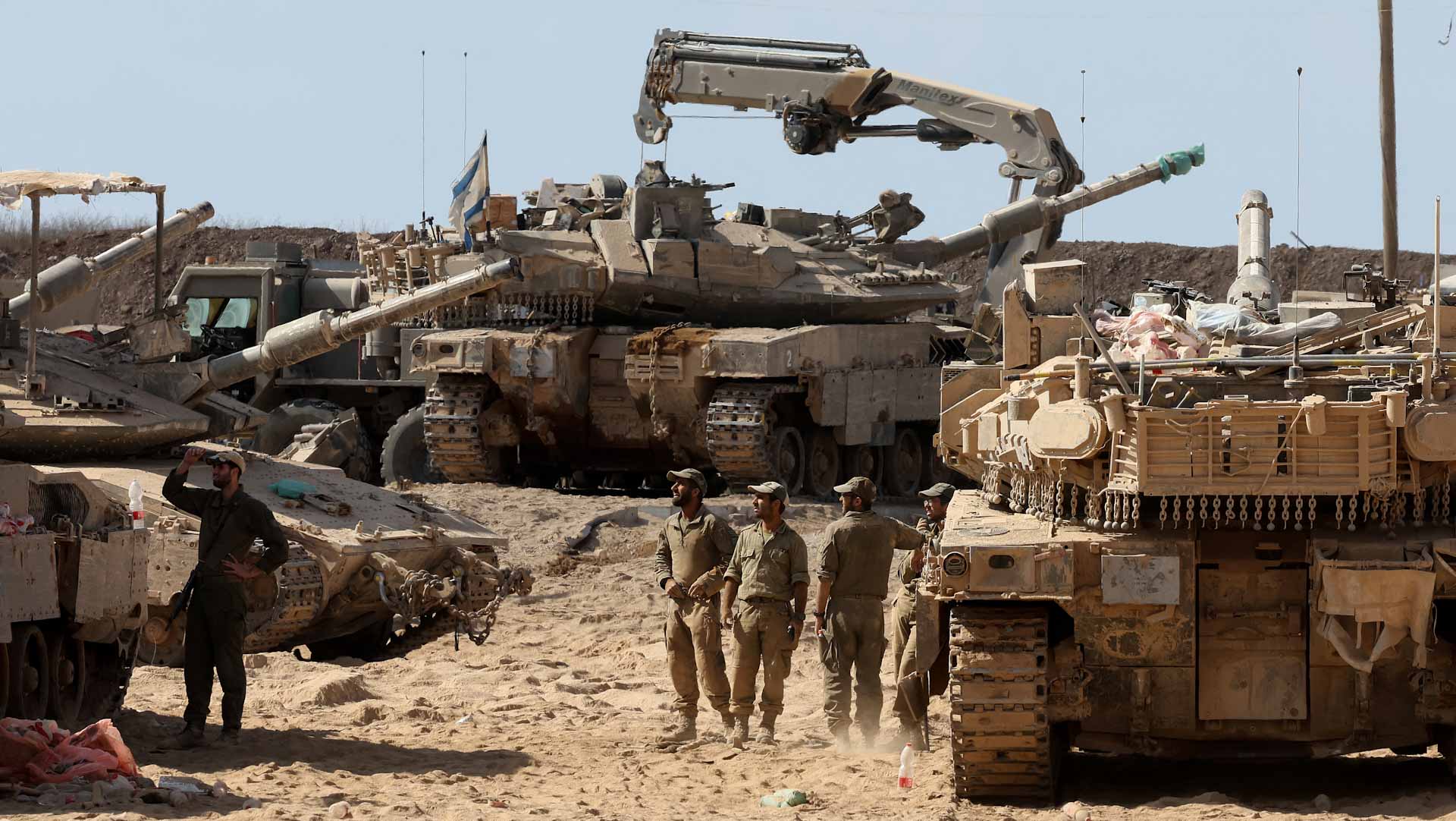 الجيش الإسرائيلي ينفذ ضربة جوية دقيقة على مواقع حماس 