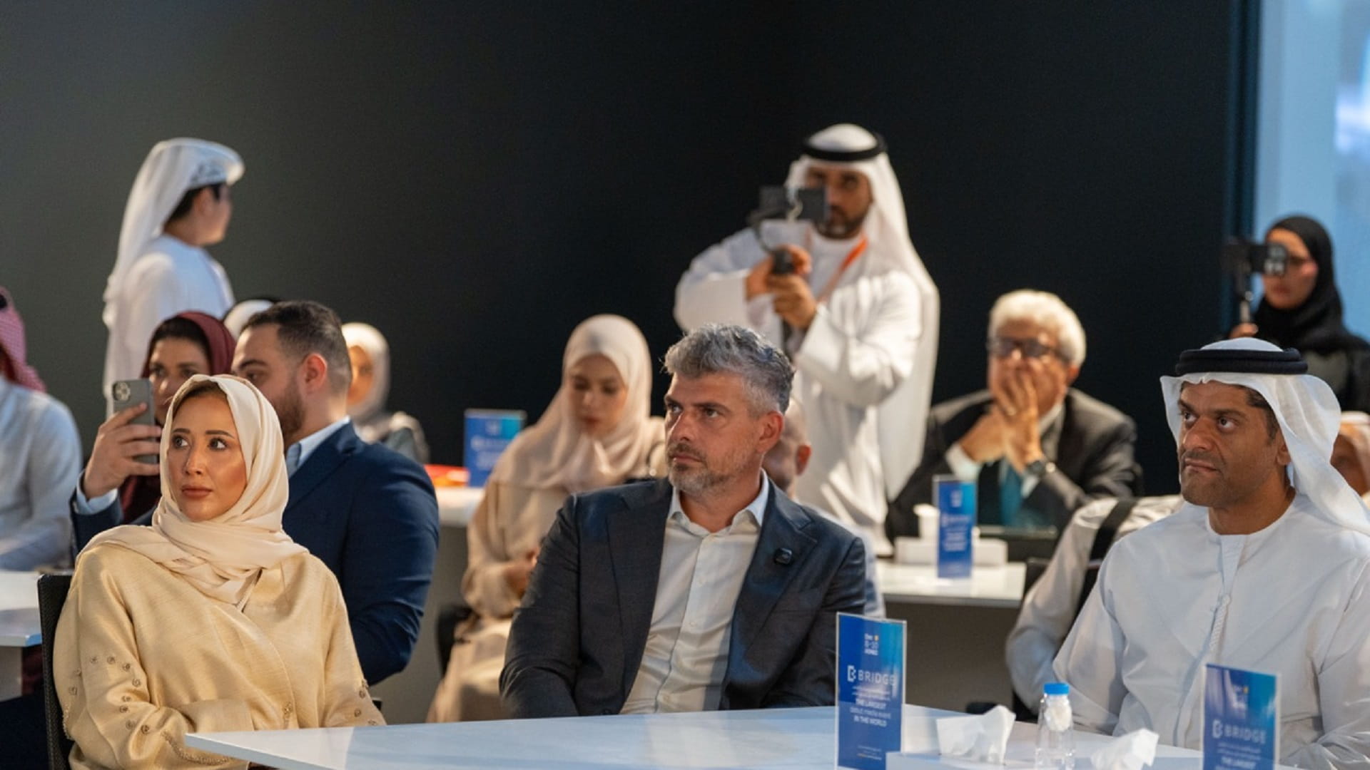 "بريدج" يجمع رواد الإعلام وصنّاع القرار في منتدى الاتصال الحكومي