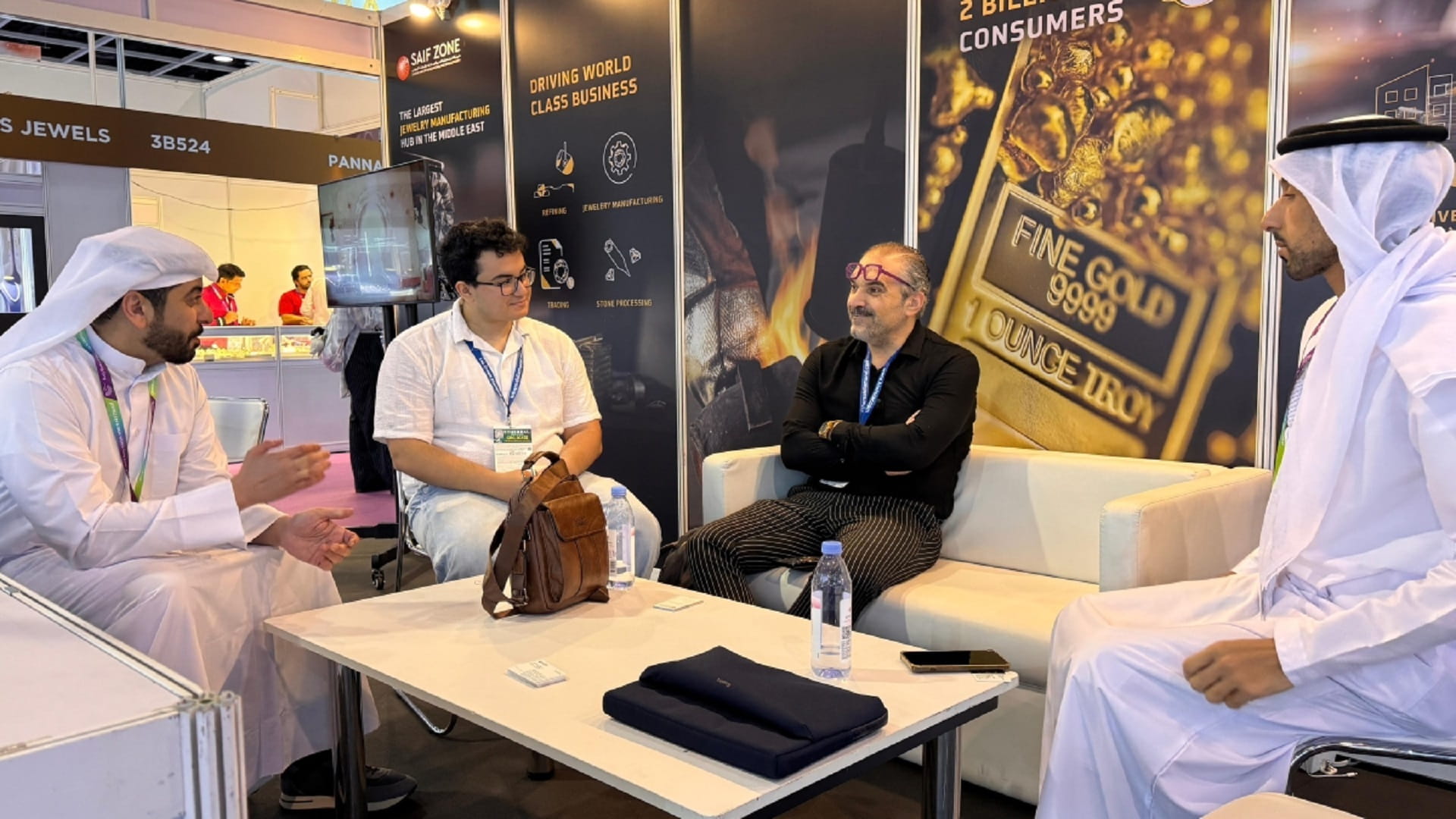 "حرة مطار الشارقة" تستعرض فرص الاستثمار بقطاع الذهب في هونغ كونغ