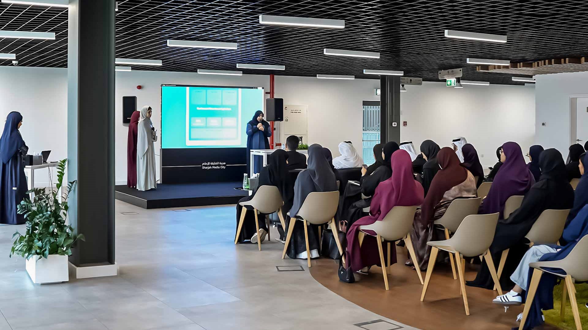 Shams nurtures young innovators with Higher Colleges of Technology