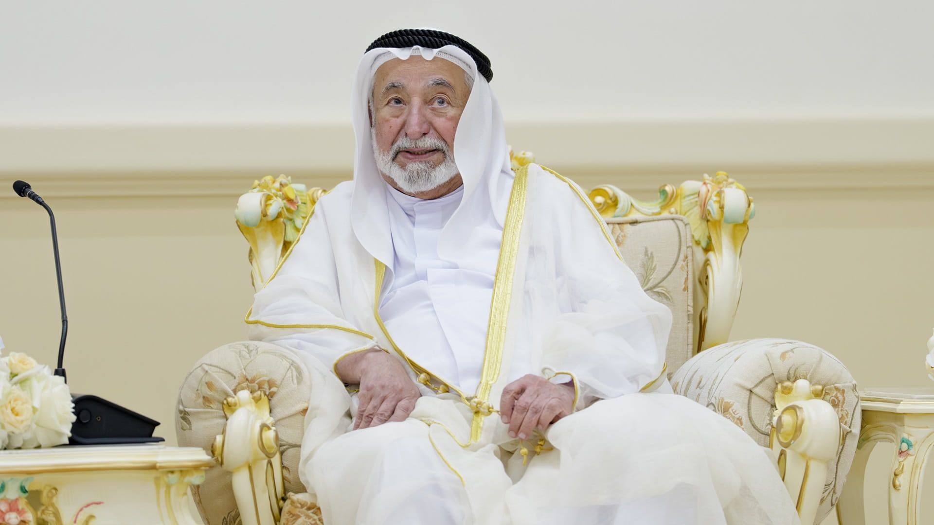حاكم الشارقة يشيد بجهود وزارة الطاقة والبنية التحتية 2