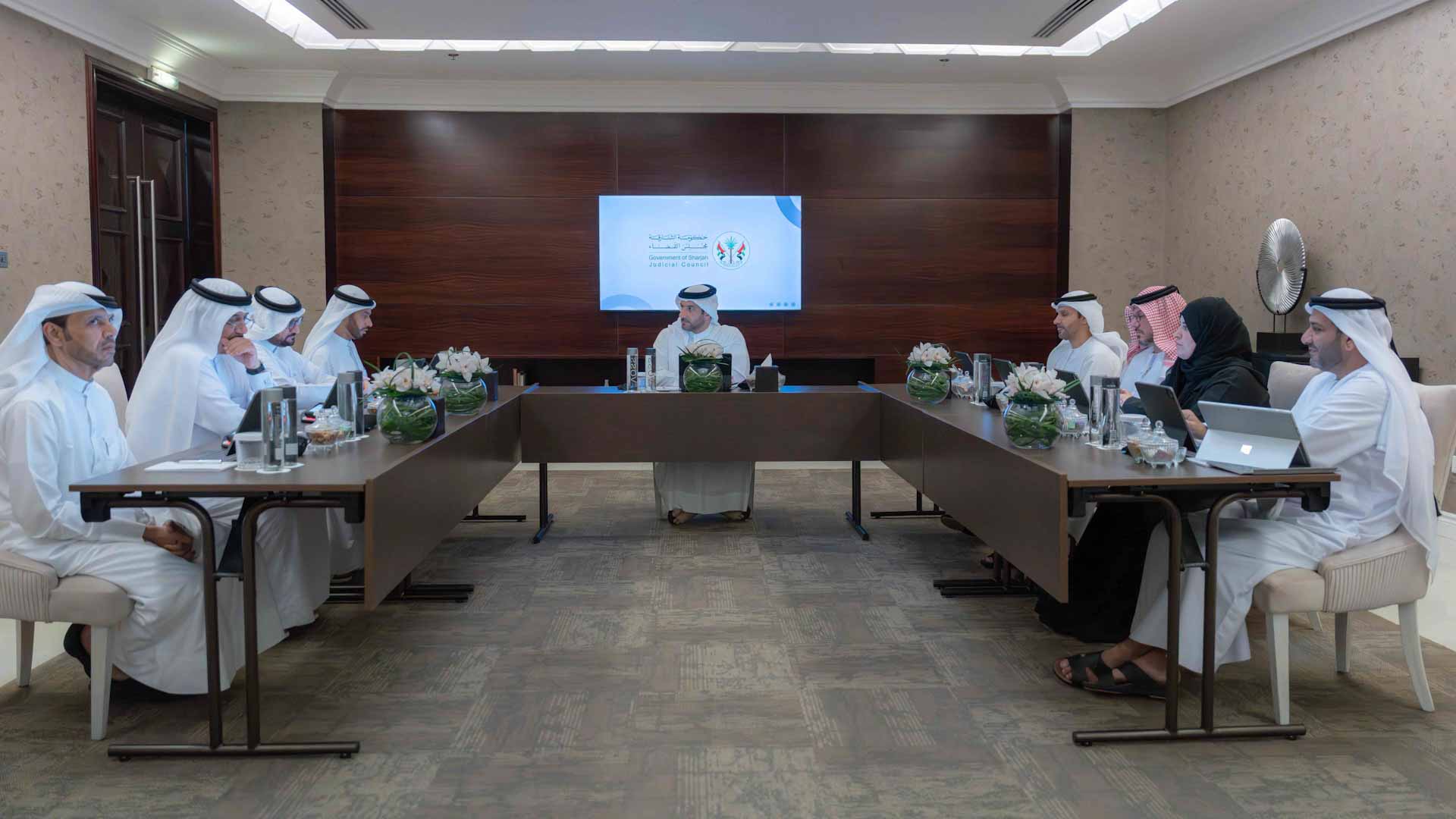 مجلس القضاء بالشارقة يعتمد بداية السنة القضائية 
