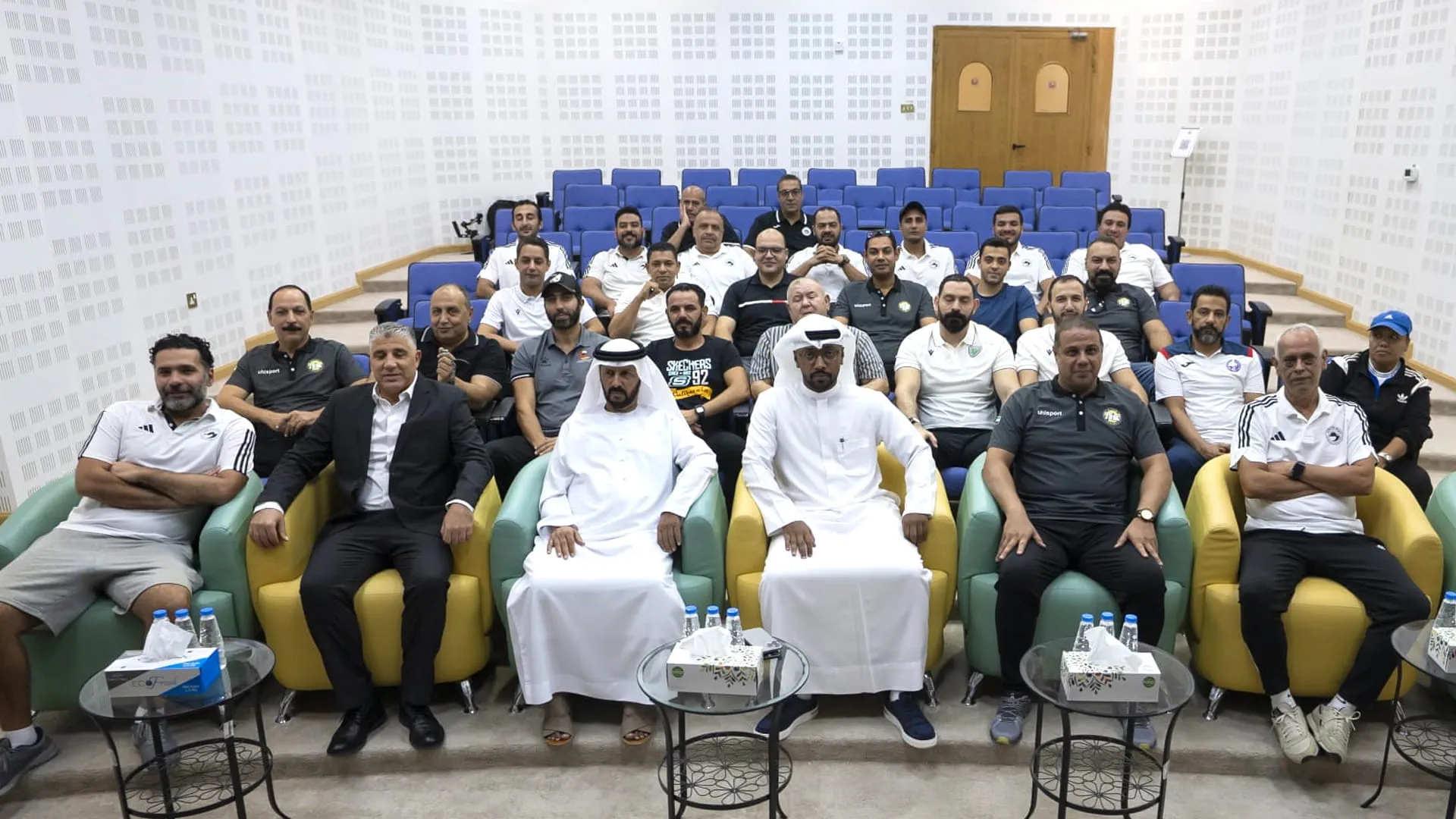 مجلس الشارقة الرياض ينظم ورشة لمدربي كرة اليد 